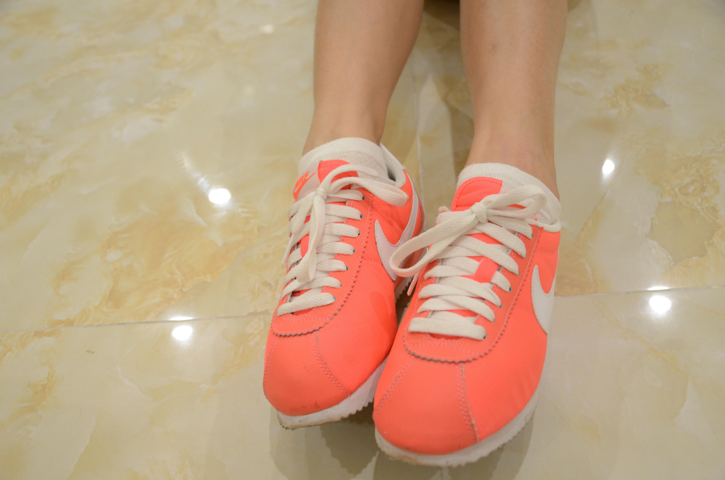 [战前女神] 恋足美腿棉袜女神级摄影套图 121 [133P+248M]_第1集