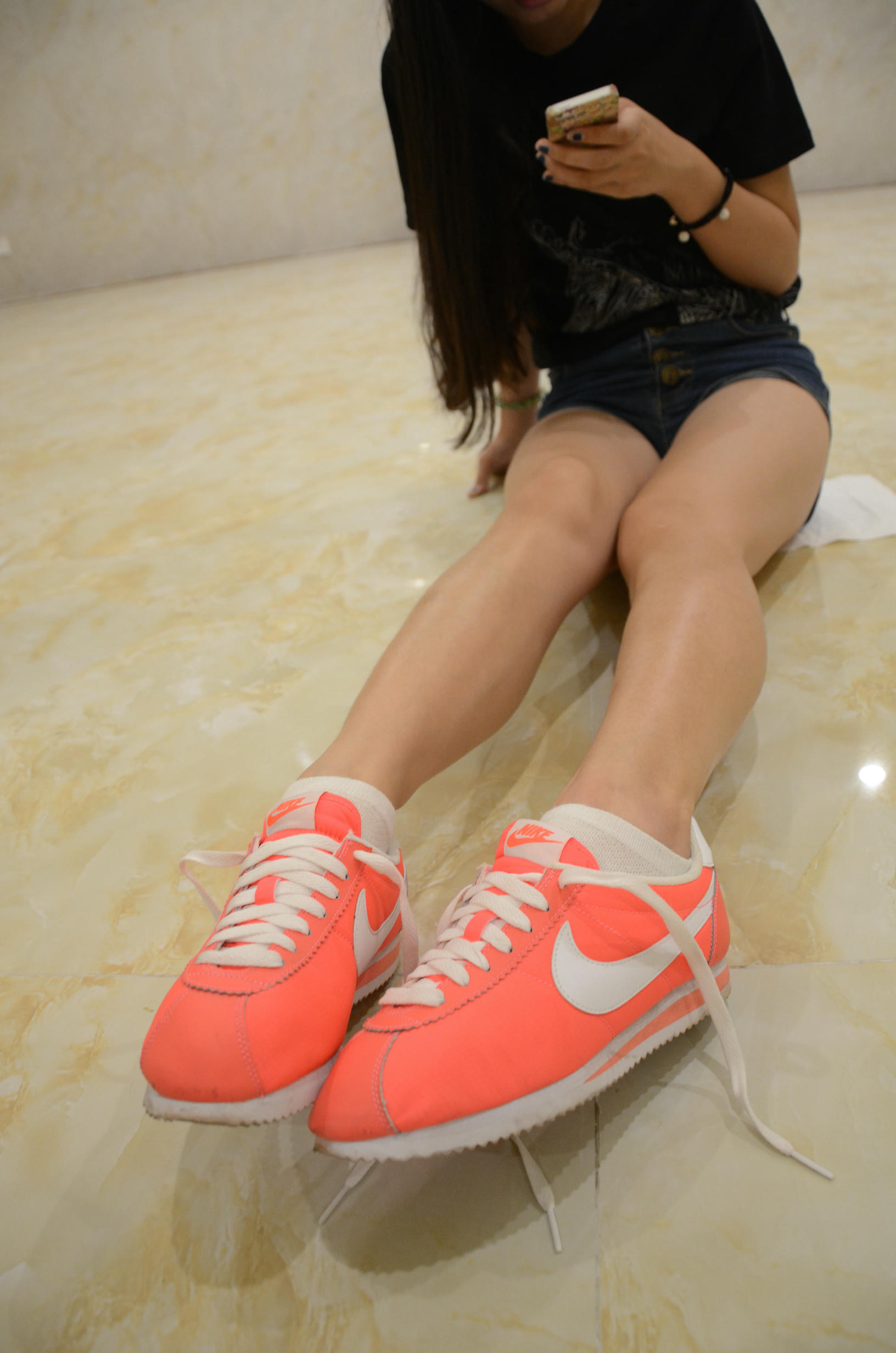 [战前女神] 恋足美腿棉袜女神级摄影套图 121 [133P+248M]_第2集