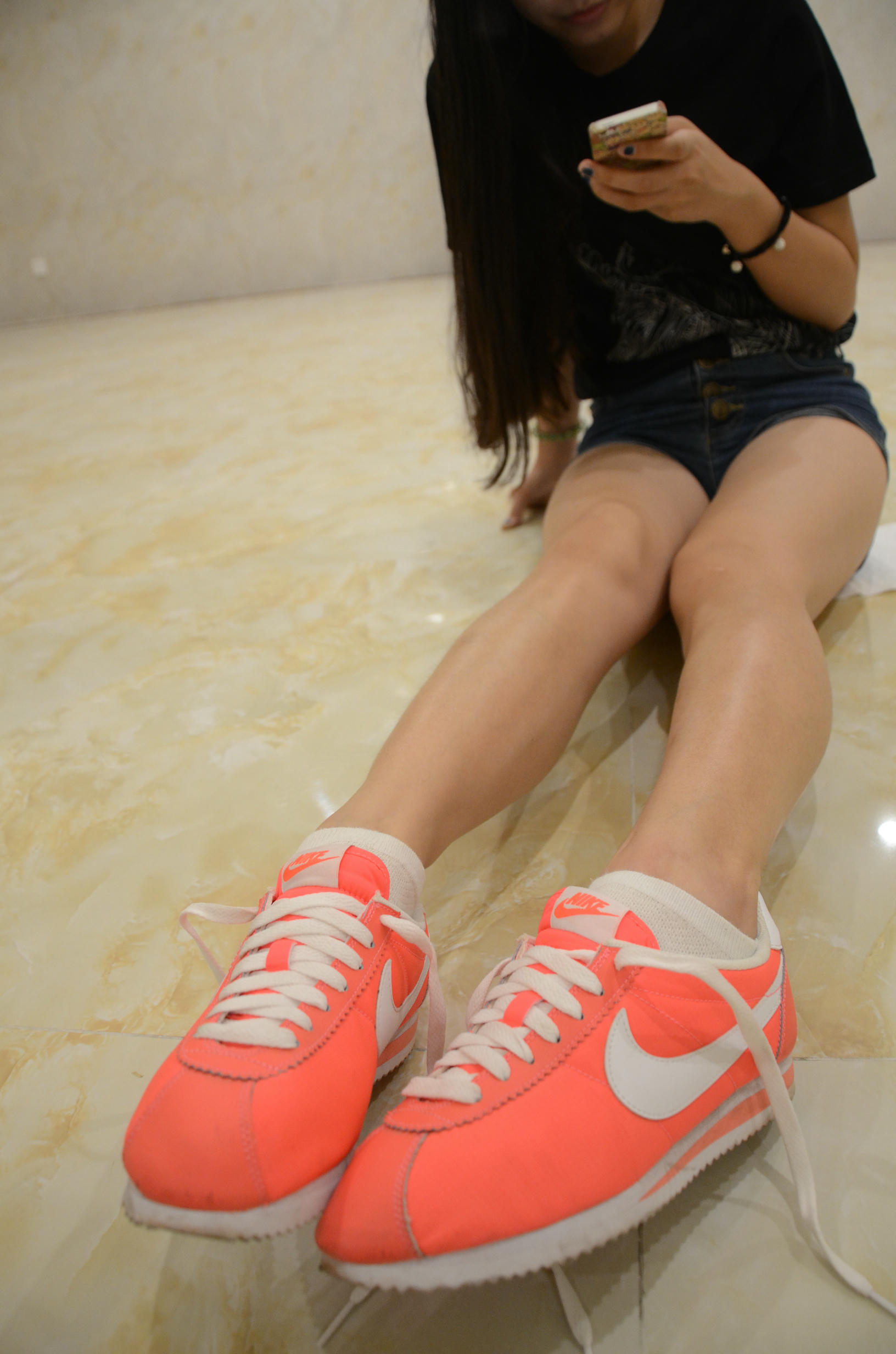 [战前女神] 恋足美腿棉袜女神级摄影套图 121 [133P+248M]_第2集