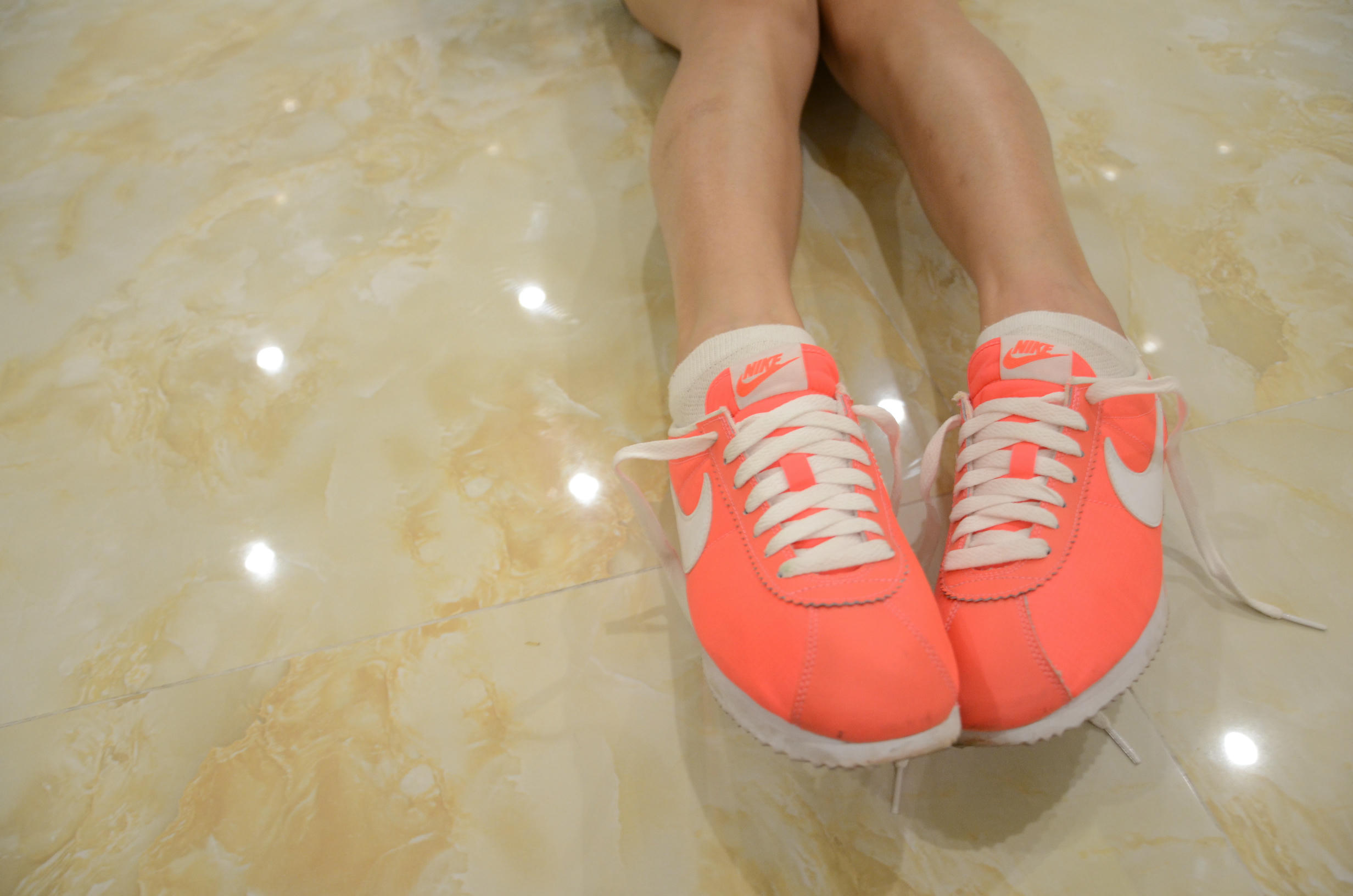 [战前女神] 恋足美腿棉袜女神级摄影套图 121 [133P+248M]_第2集