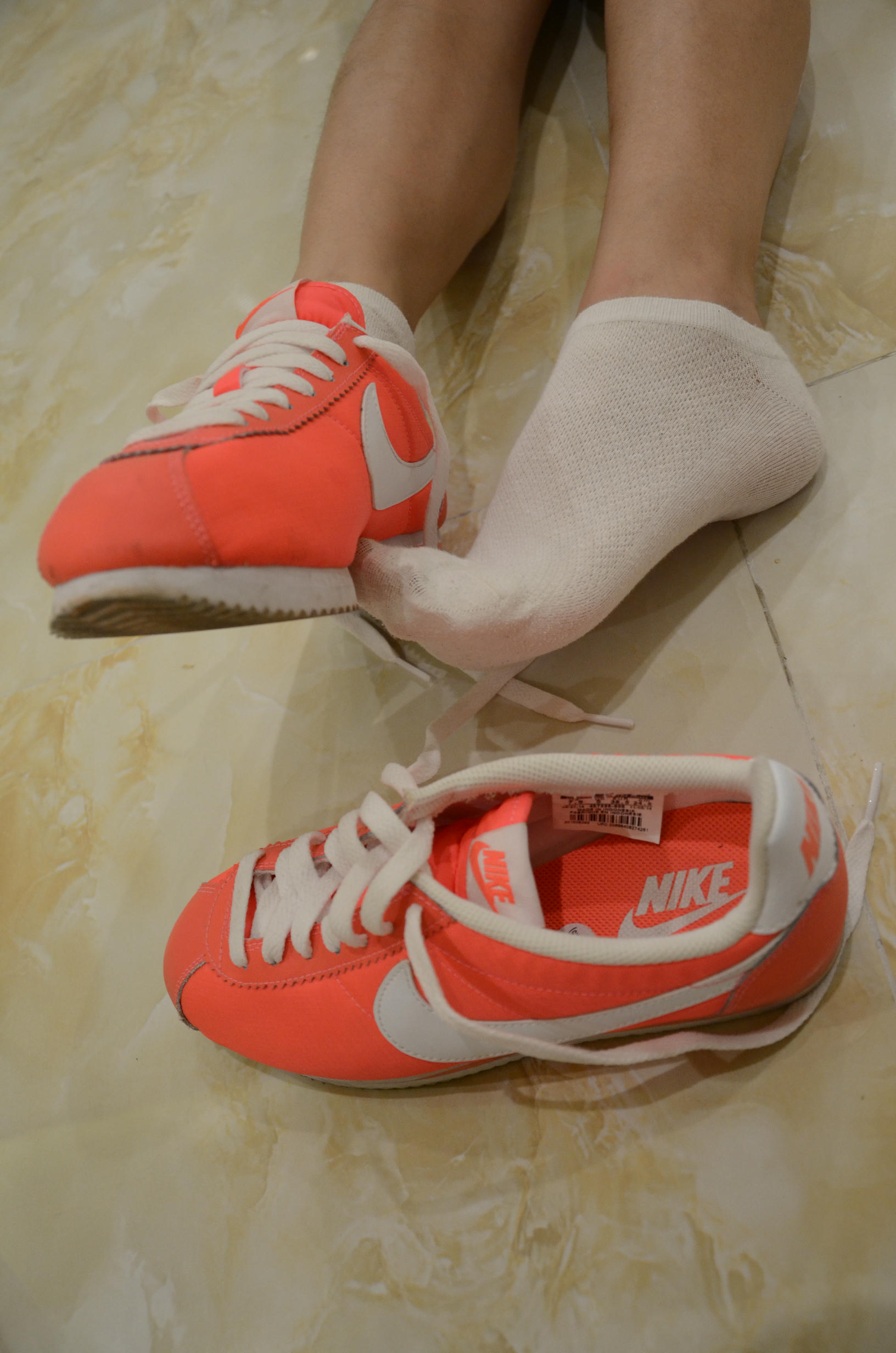 [战前女神] 恋足美腿棉袜女神级摄影套图 121 [133P+248M]_第2集