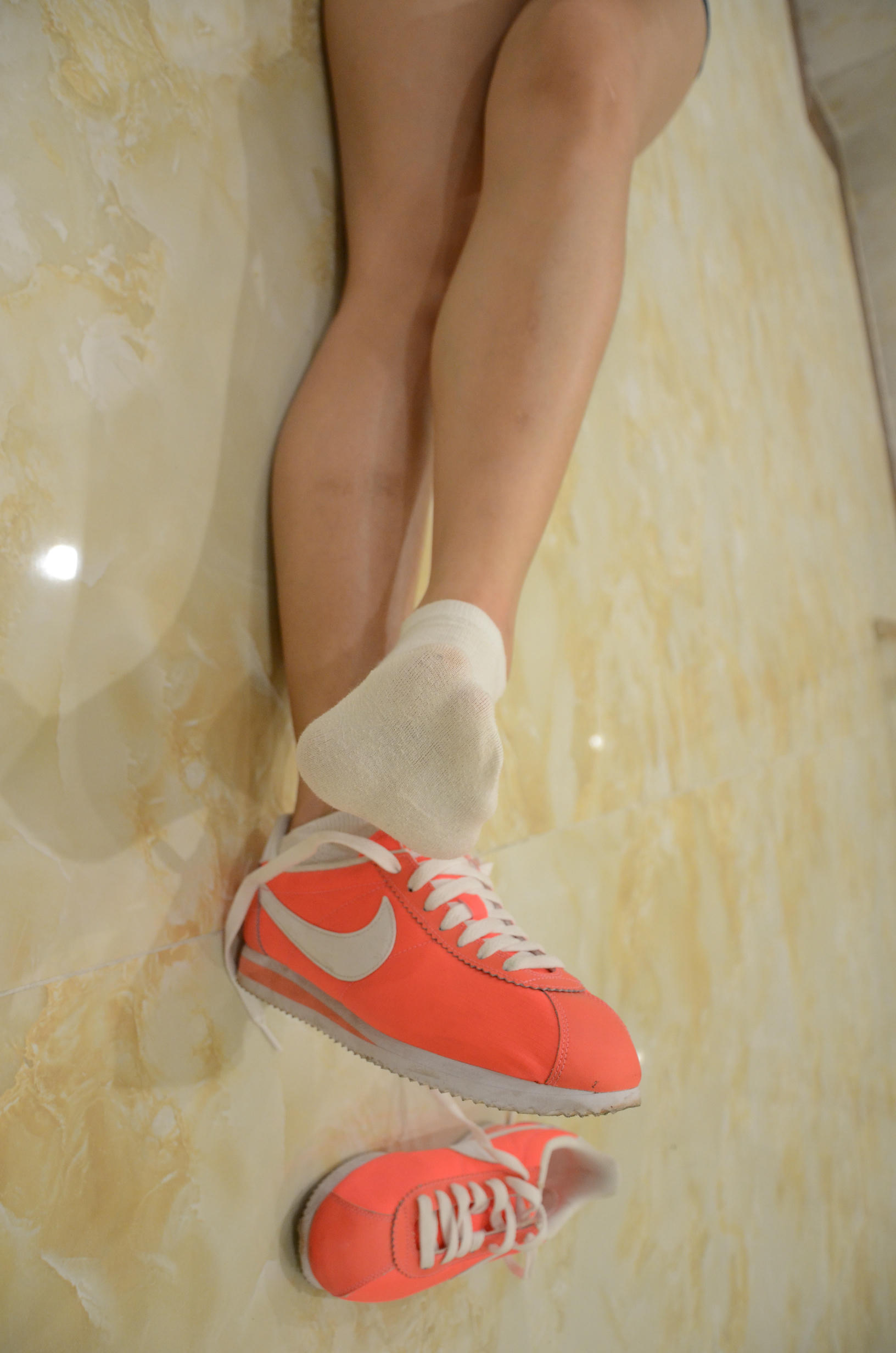 [战前女神] 恋足美腿棉袜女神级摄影套图 121 [133P+248M]_第3集