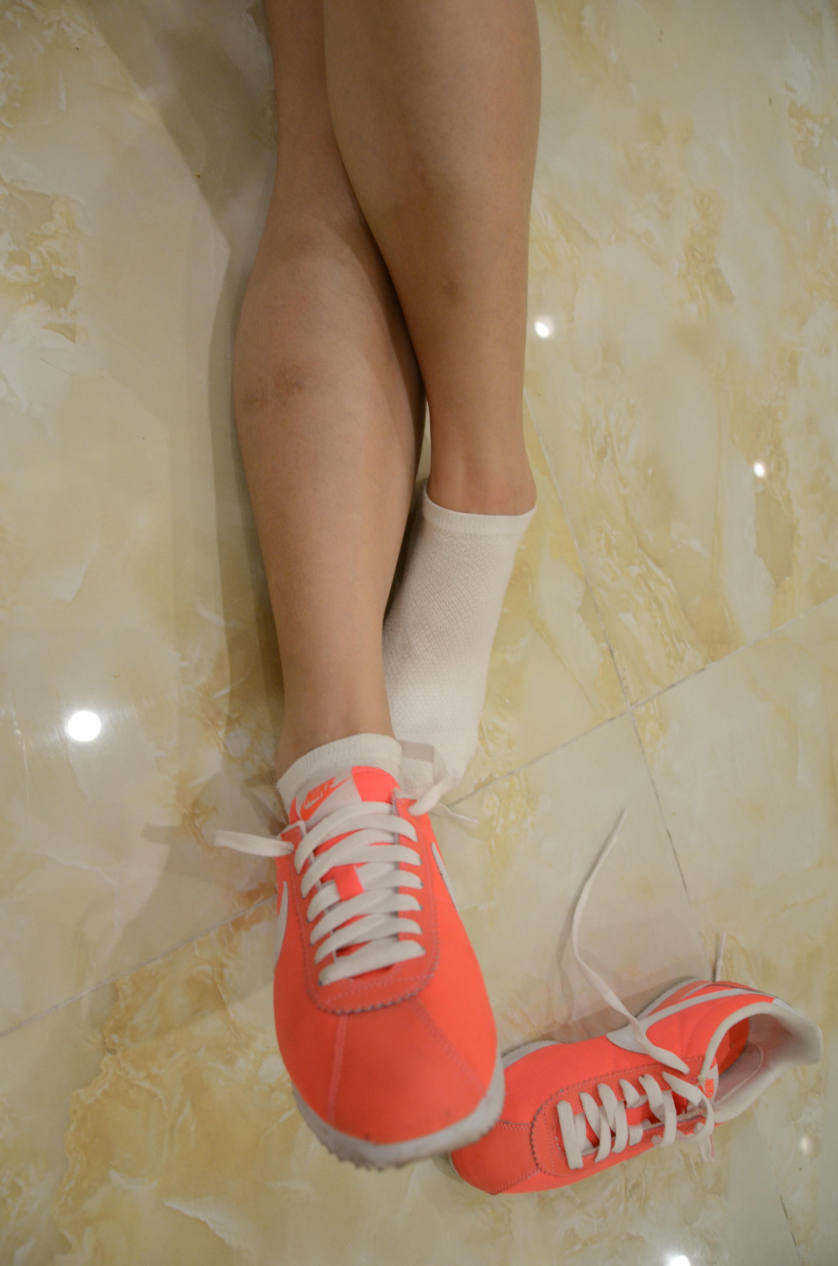 [战前女神] 恋足美腿棉袜女神级摄影套图 121 [133P+248M]_第4集