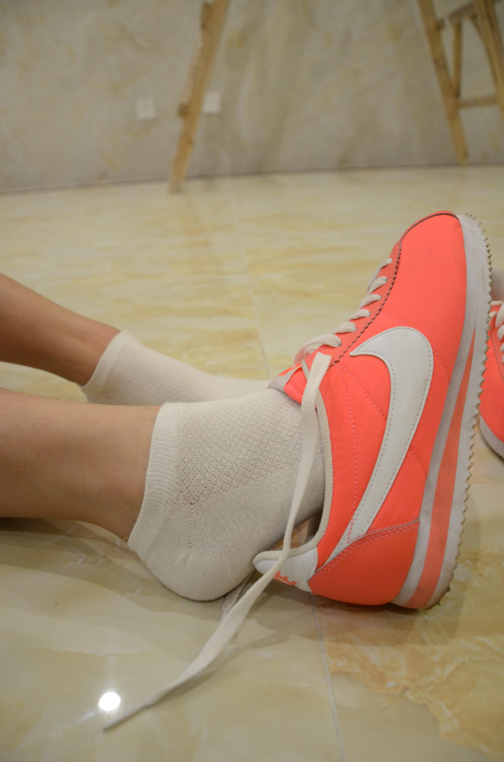 [战前女神] 恋足美腿棉袜女神级摄影套图 121 [133P+248M]_第4集