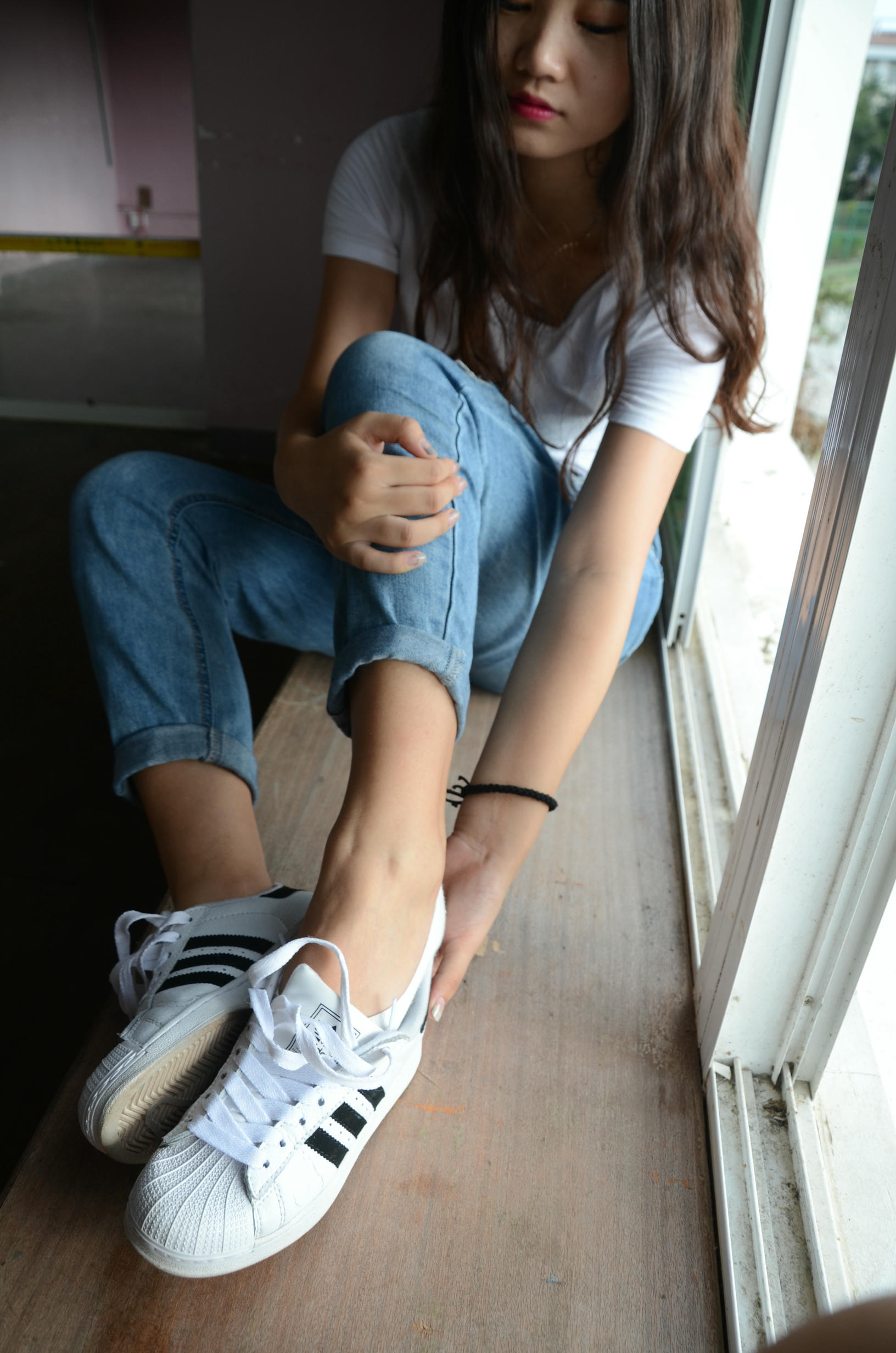 [战前女神] 恋足美腿棉袜女神级摄影套图 123 [102P+190M]_第1集