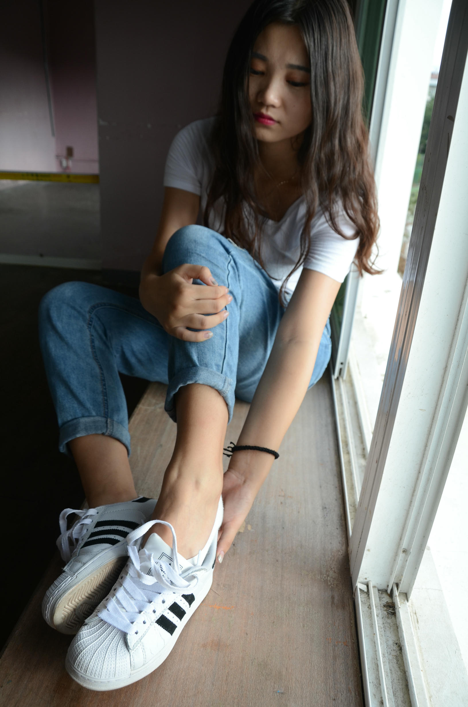 [战前女神] 恋足美腿棉袜女神级摄影套图 123 [102P+190M]_第1集