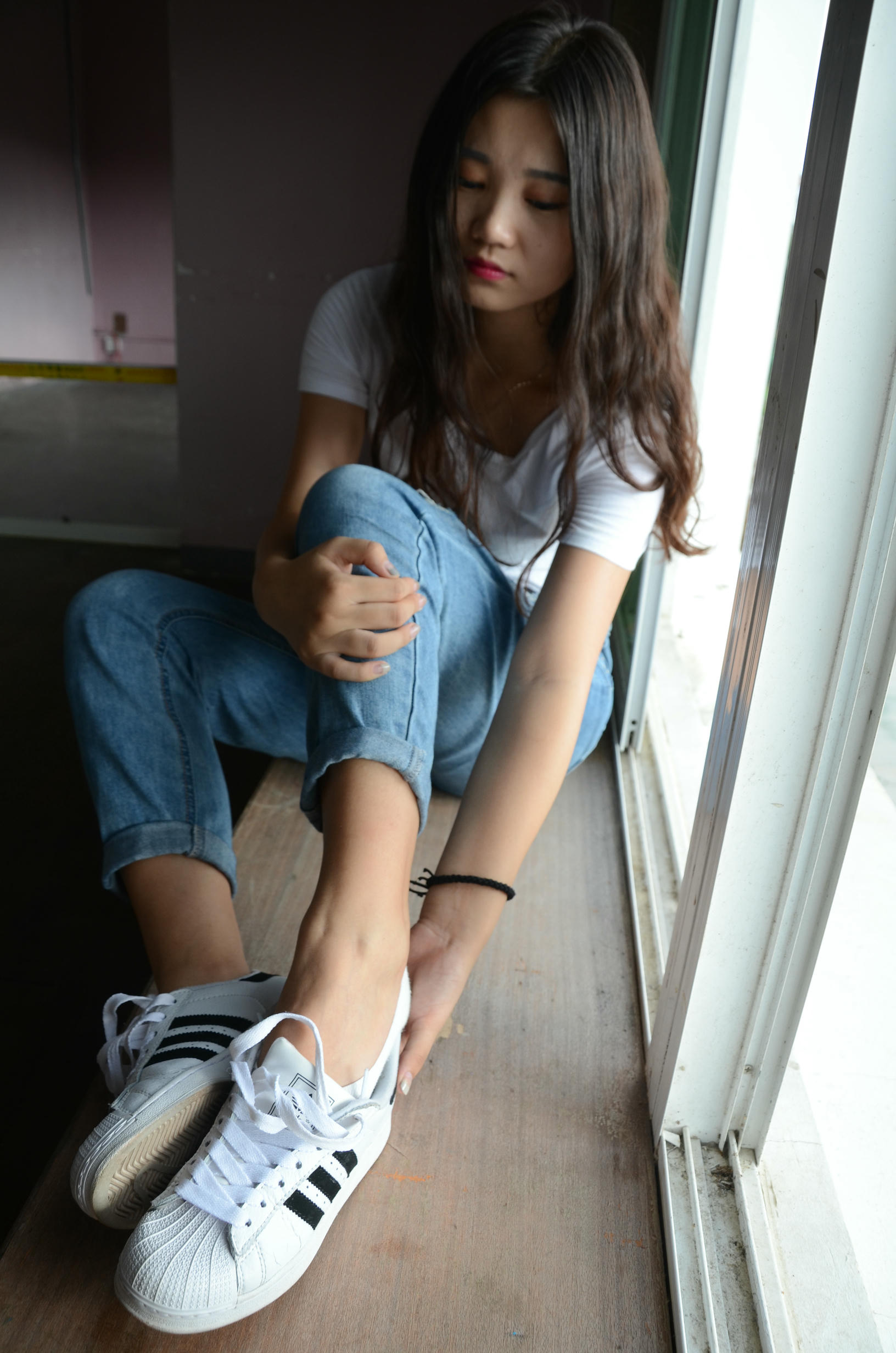 [战前女神] 恋足美腿棉袜女神级摄影套图 123 [102P+190M]_第1集