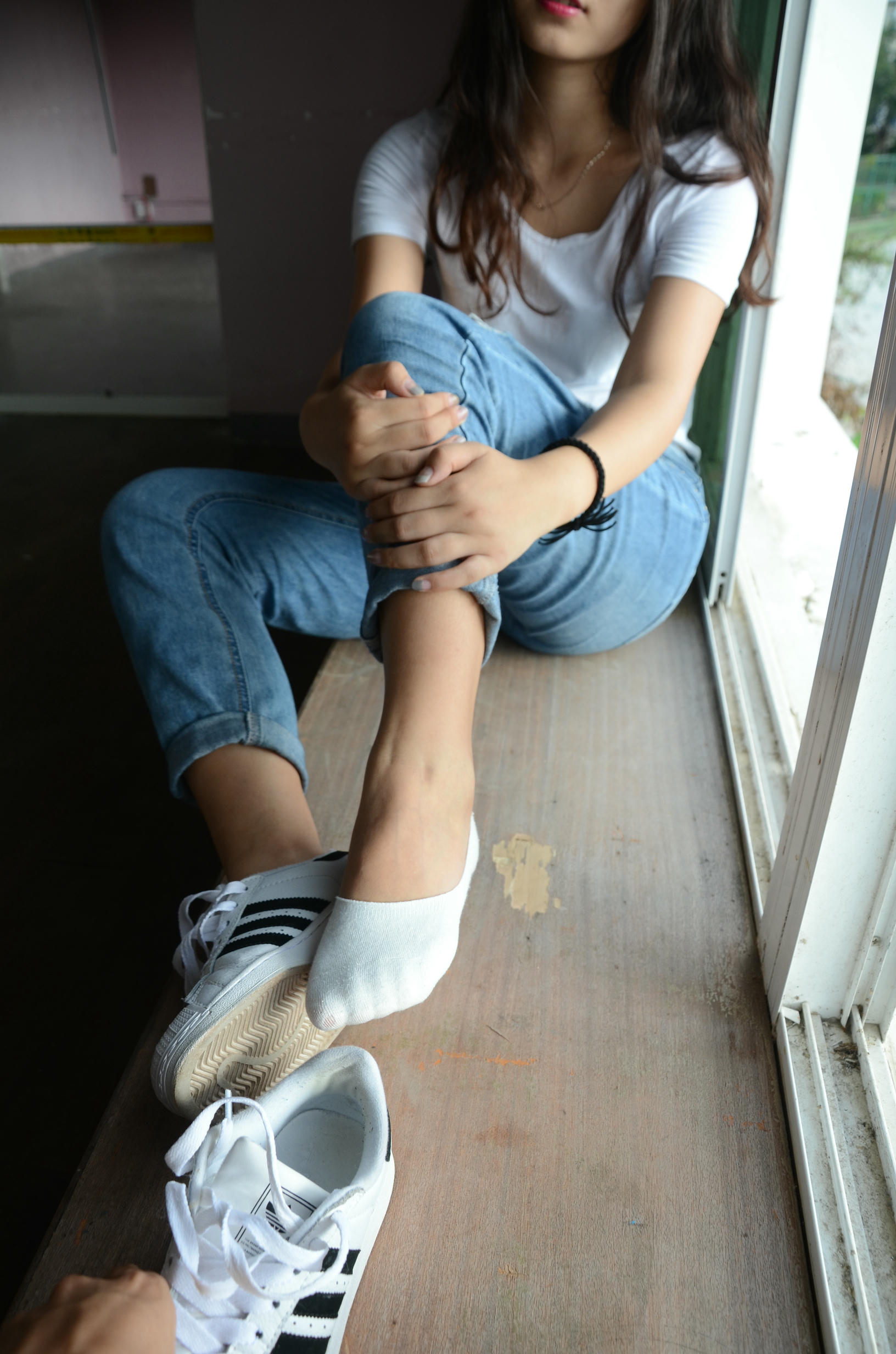 [战前女神] 恋足美腿棉袜女神级摄影套图 123 [102P+190M]_第2集