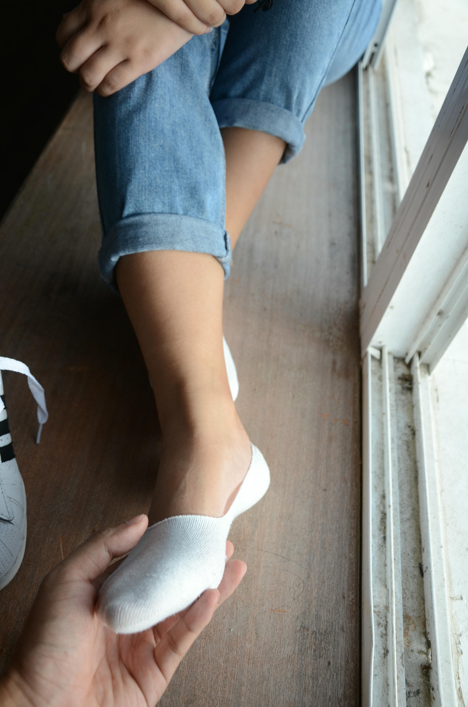 [战前女神] 恋足美腿棉袜女神级摄影套图 123 [102P+190M]_第3集