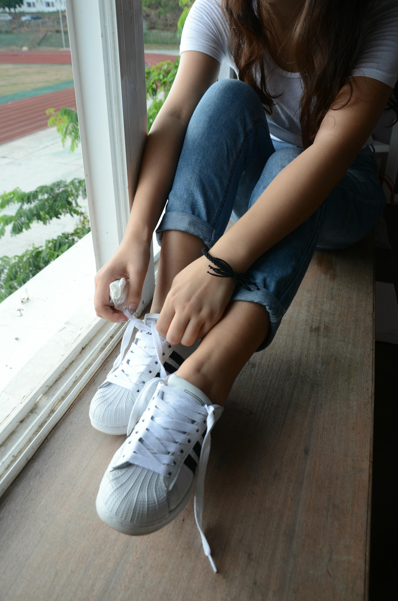 [战前女神] 恋足美腿棉袜女神级摄影套图 123 [102P+190M]_第1集