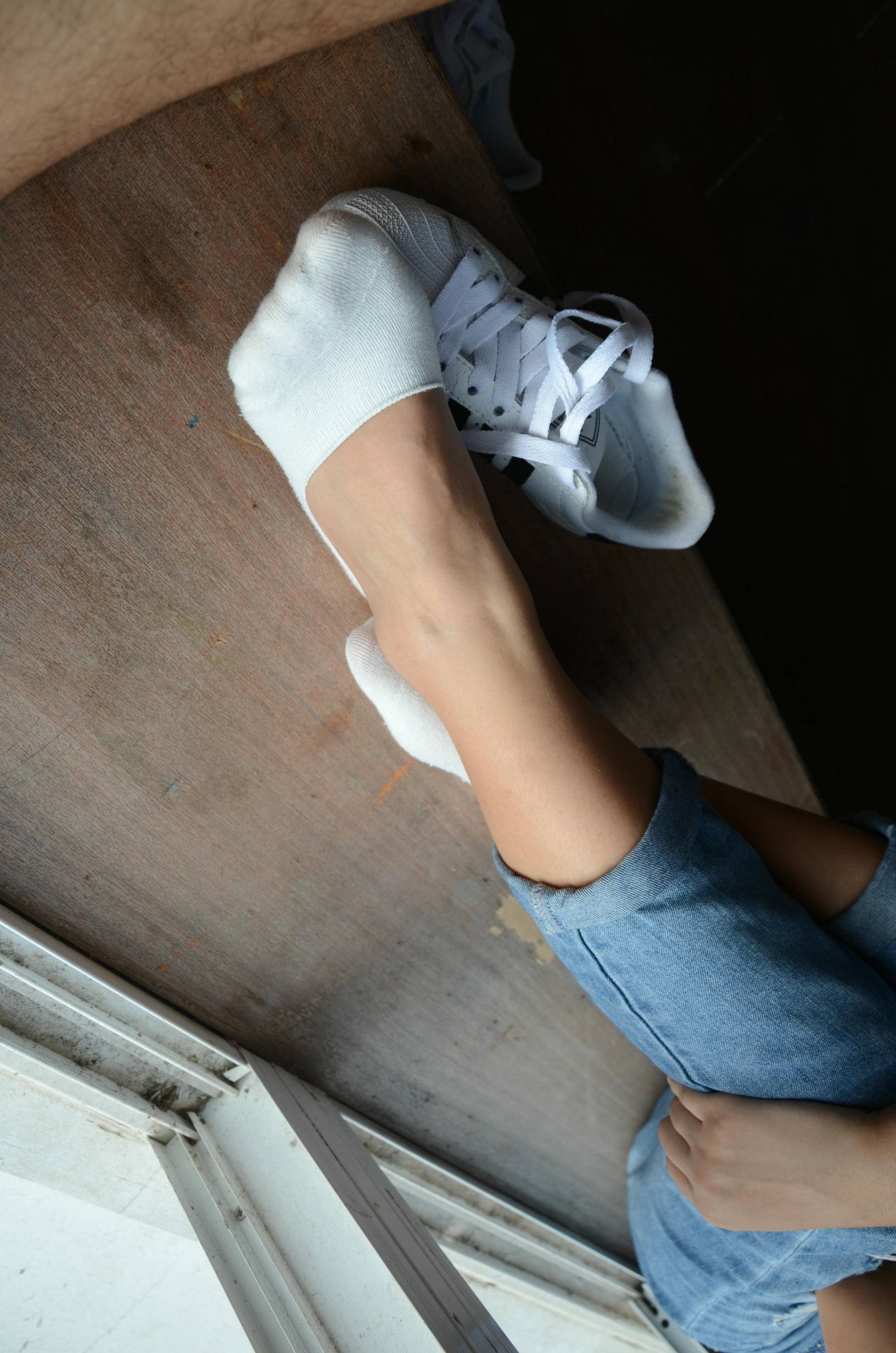 [战前女神] 恋足美腿棉袜女神级摄影套图 123 [102P+190M]_第3集