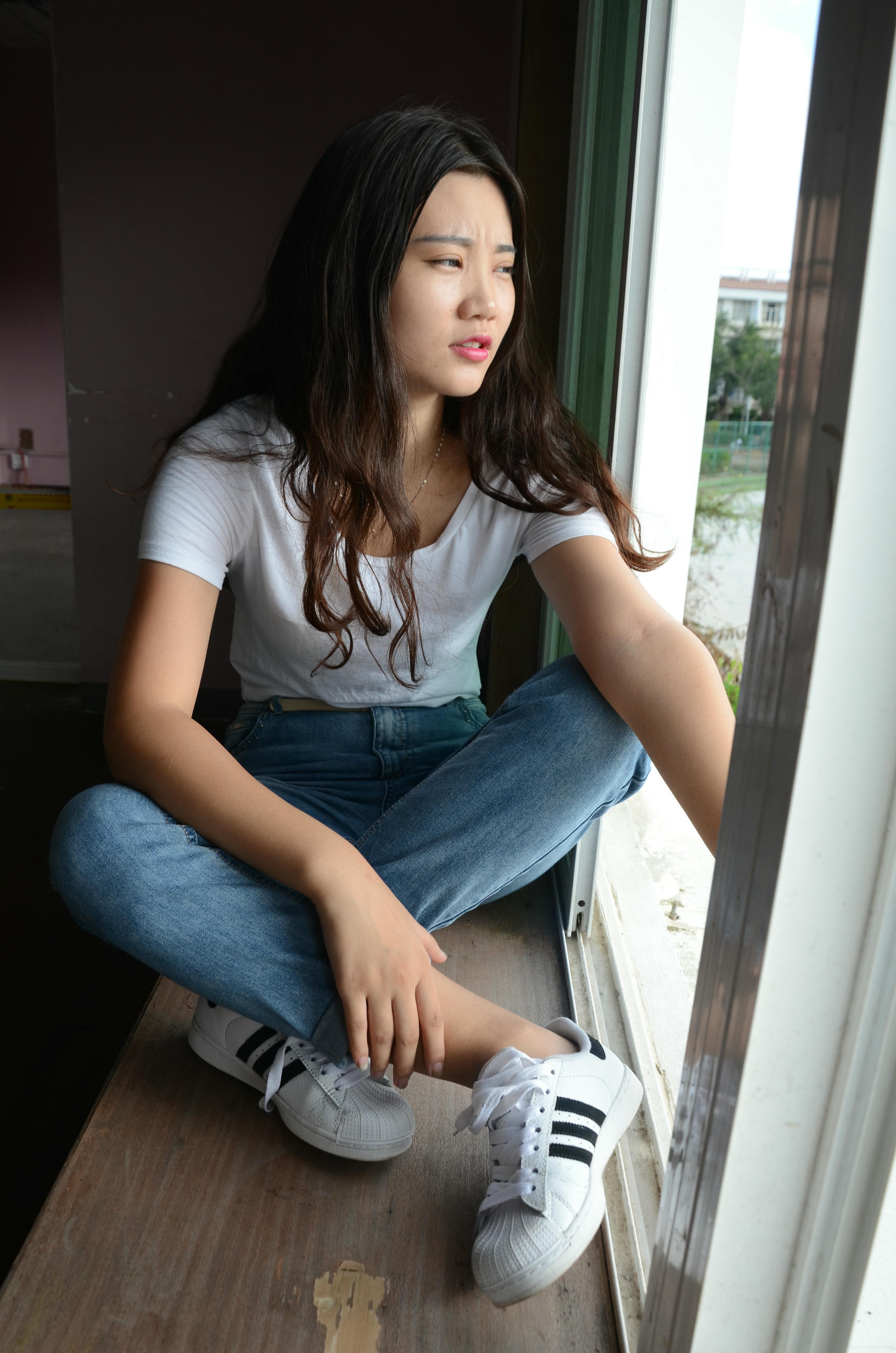 [战前女神] 恋足美腿棉袜女神级摄影套图 123 [102P+190M]_第1集