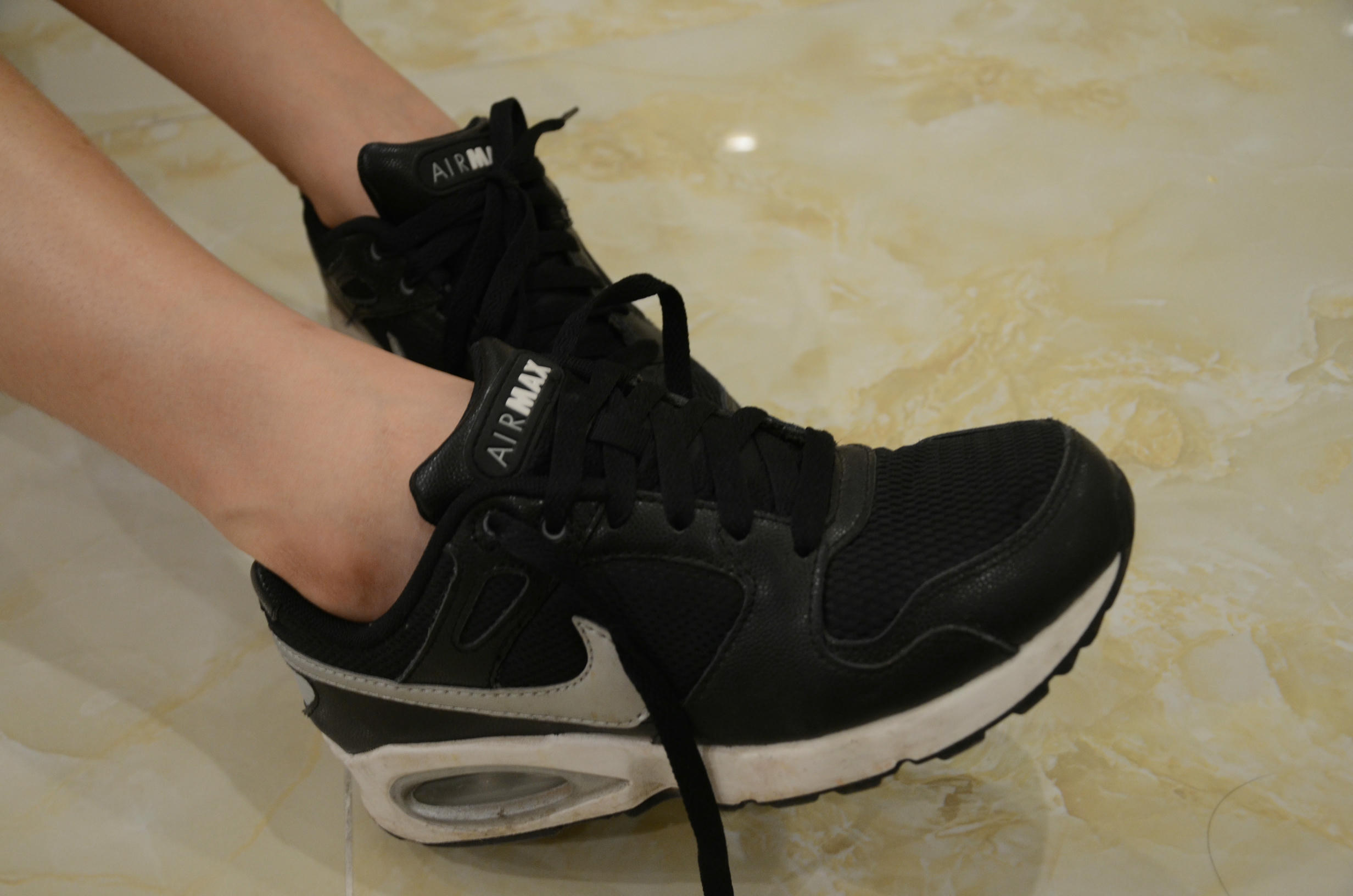 [战前女神] 恋足美腿棉袜女神级摄影套图 124 [133P+264M]_第1集