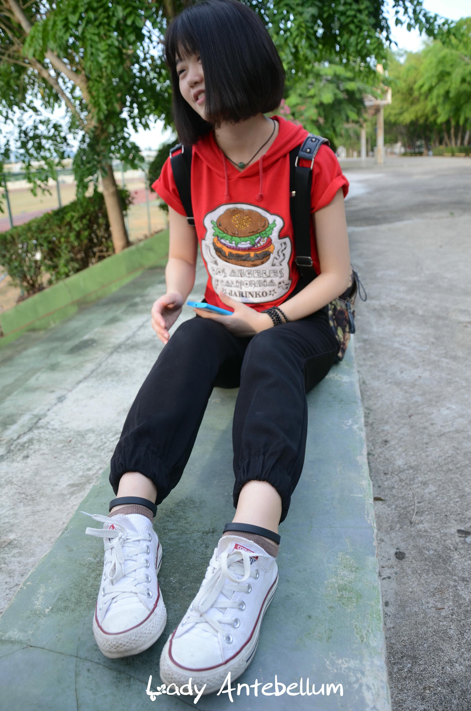 [战前女神] 恋足美腿棉袜女神级摄影套图 125 [89P+187M]_第1集