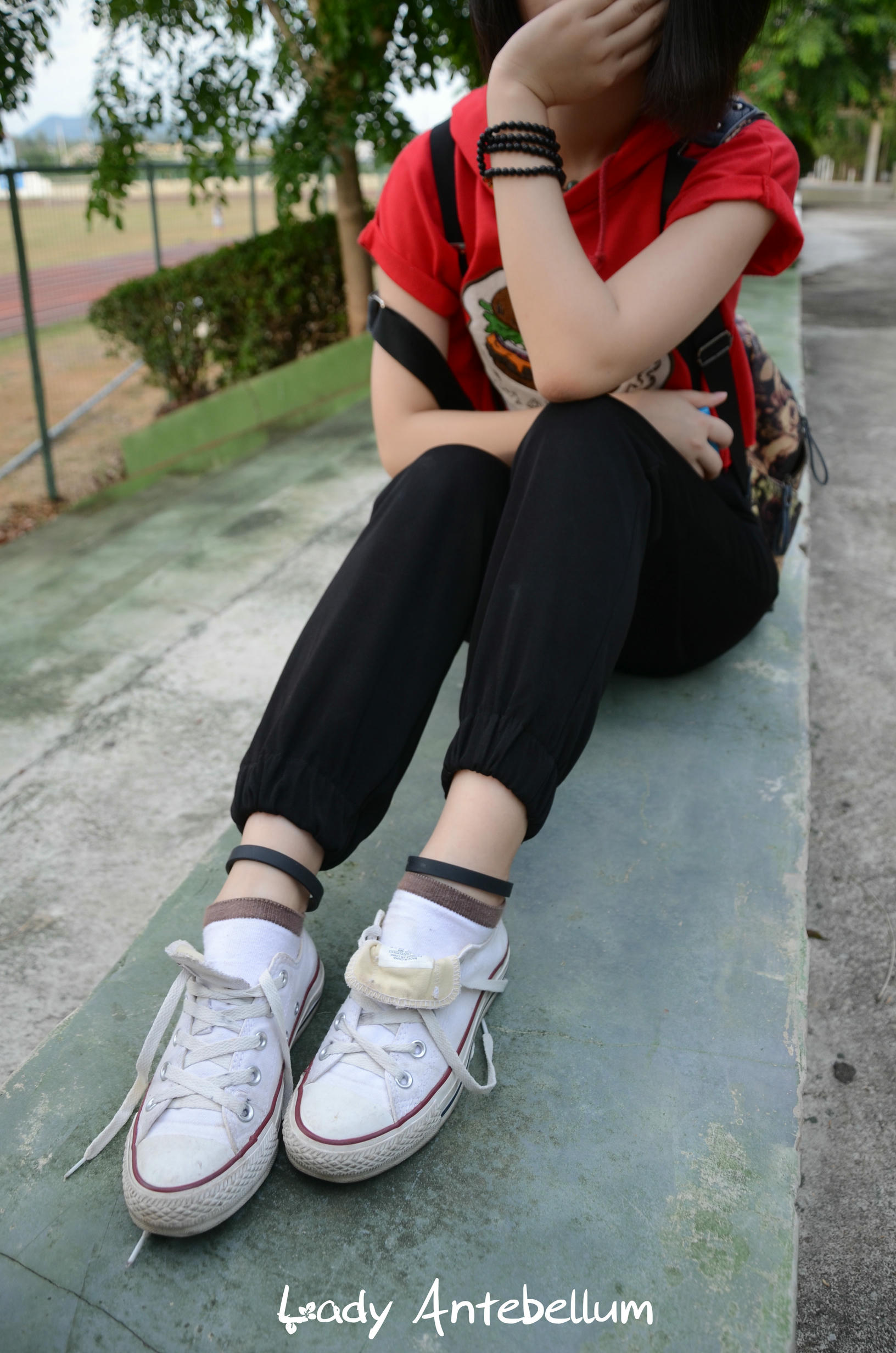 [战前女神] 恋足美腿棉袜女神级摄影套图 125 [89P+187M]_第2集