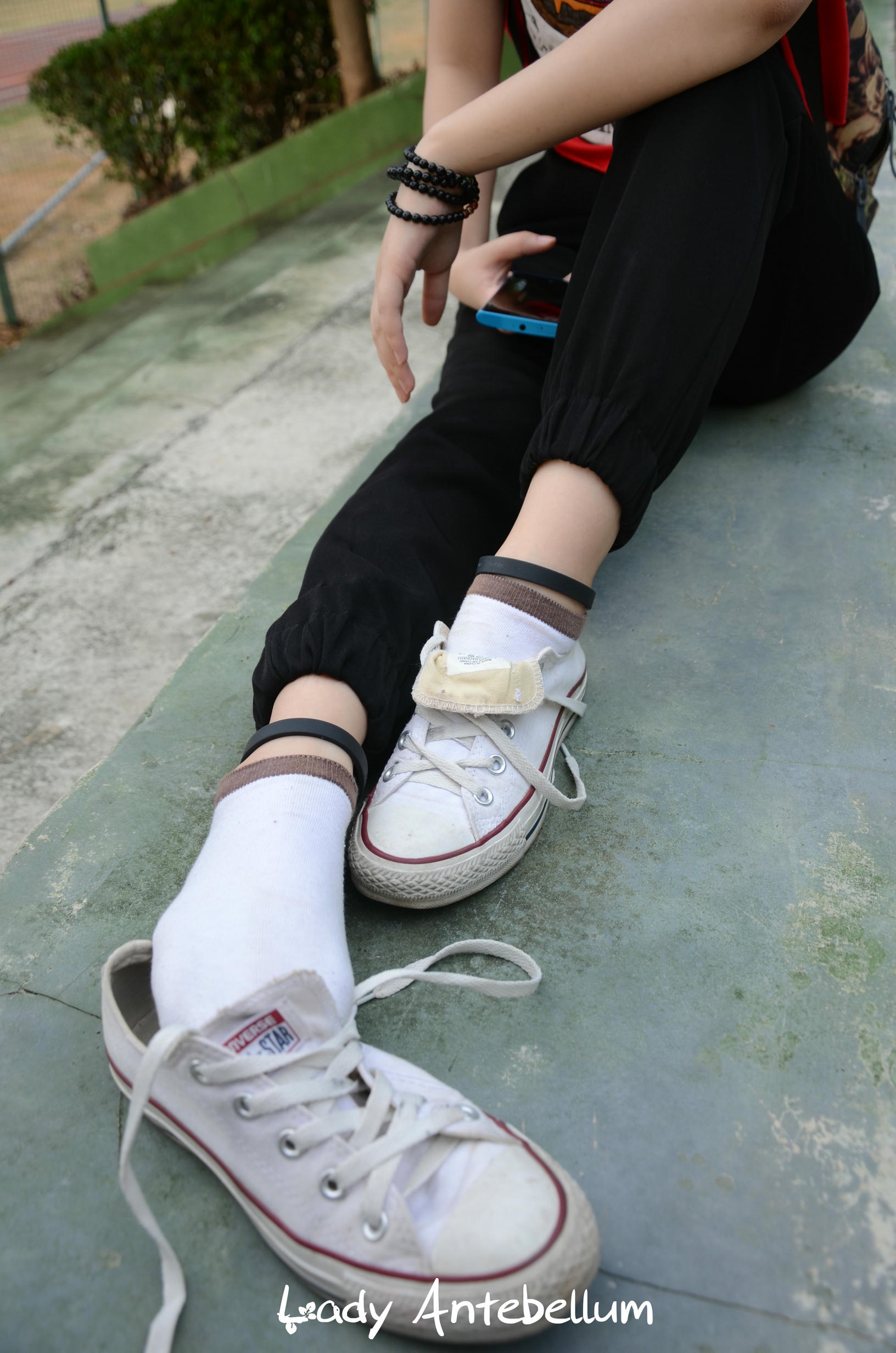 [战前女神] 恋足美腿棉袜女神级摄影套图 125 [89P+187M]_第2集