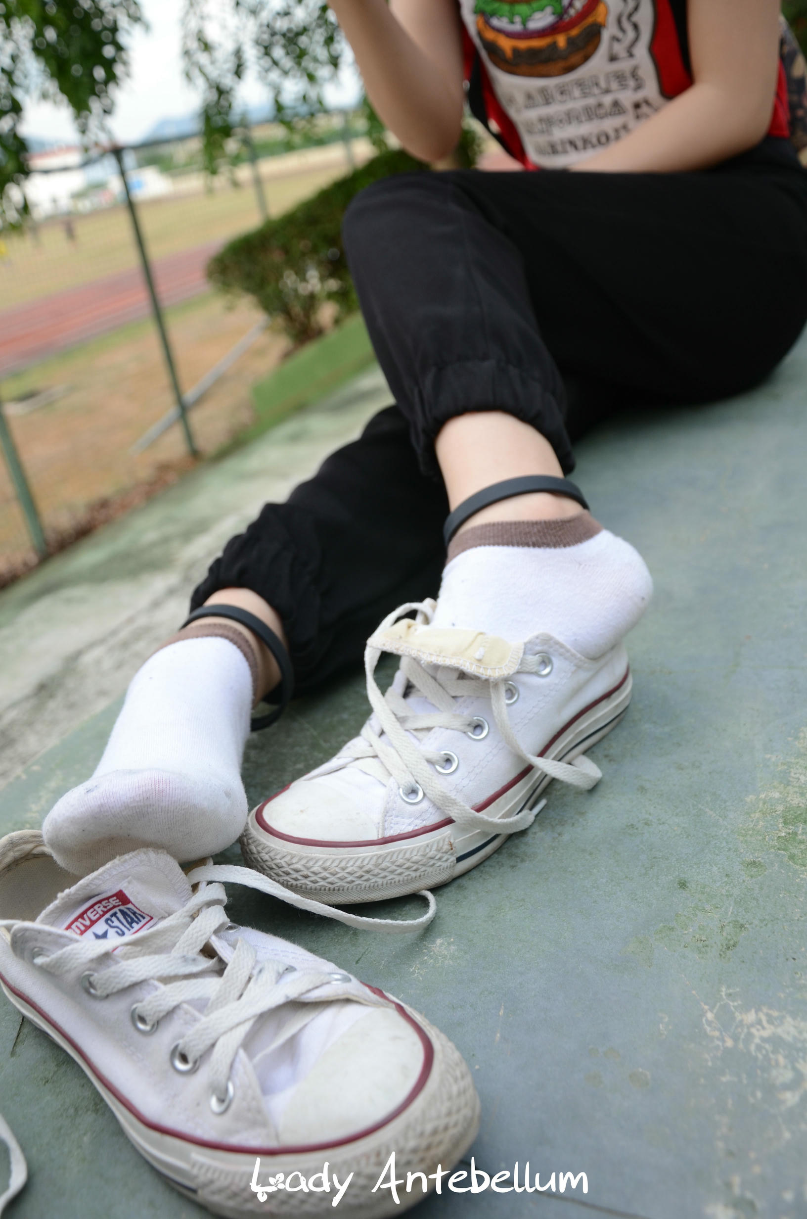 [战前女神] 恋足美腿棉袜女神级摄影套图 125 [89P+187M]_第3集