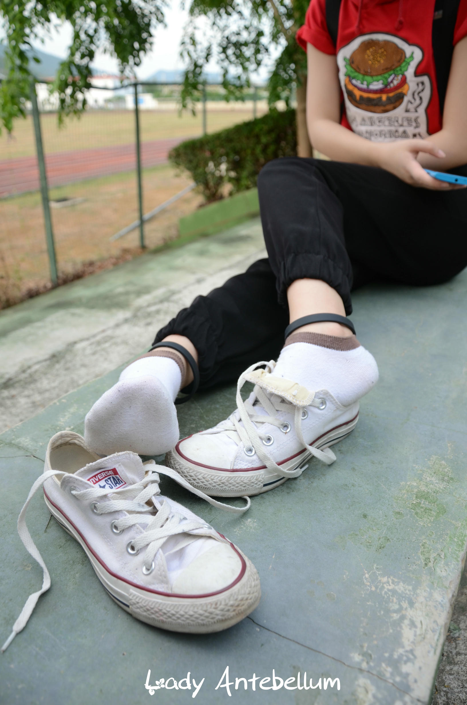 [战前女神] 恋足美腿棉袜女神级摄影套图 125 [89P+187M]_第3集