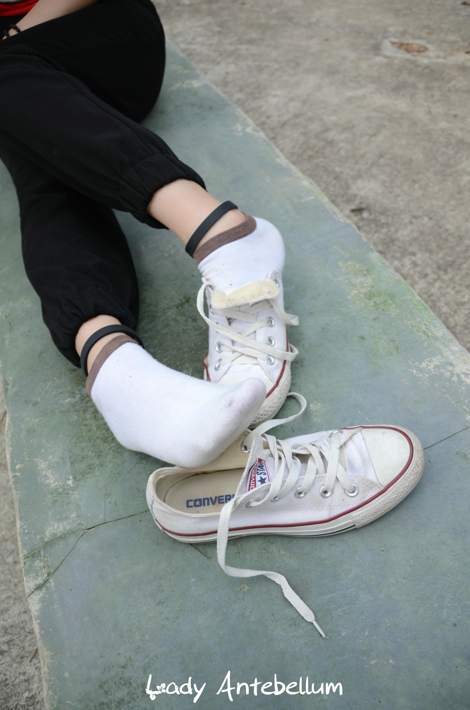 [战前女神] 恋足美腿棉袜女神级摄影套图 125 [89P+187M]_第3集