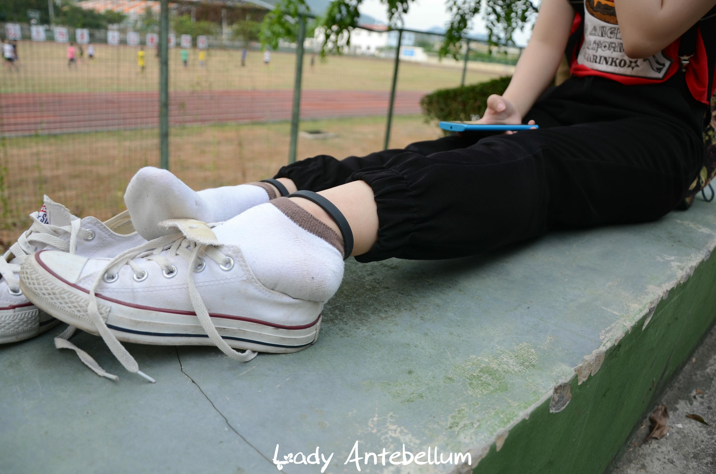 [战前女神] 恋足美腿棉袜女神级摄影套图 125 [89P+187M]_第3集