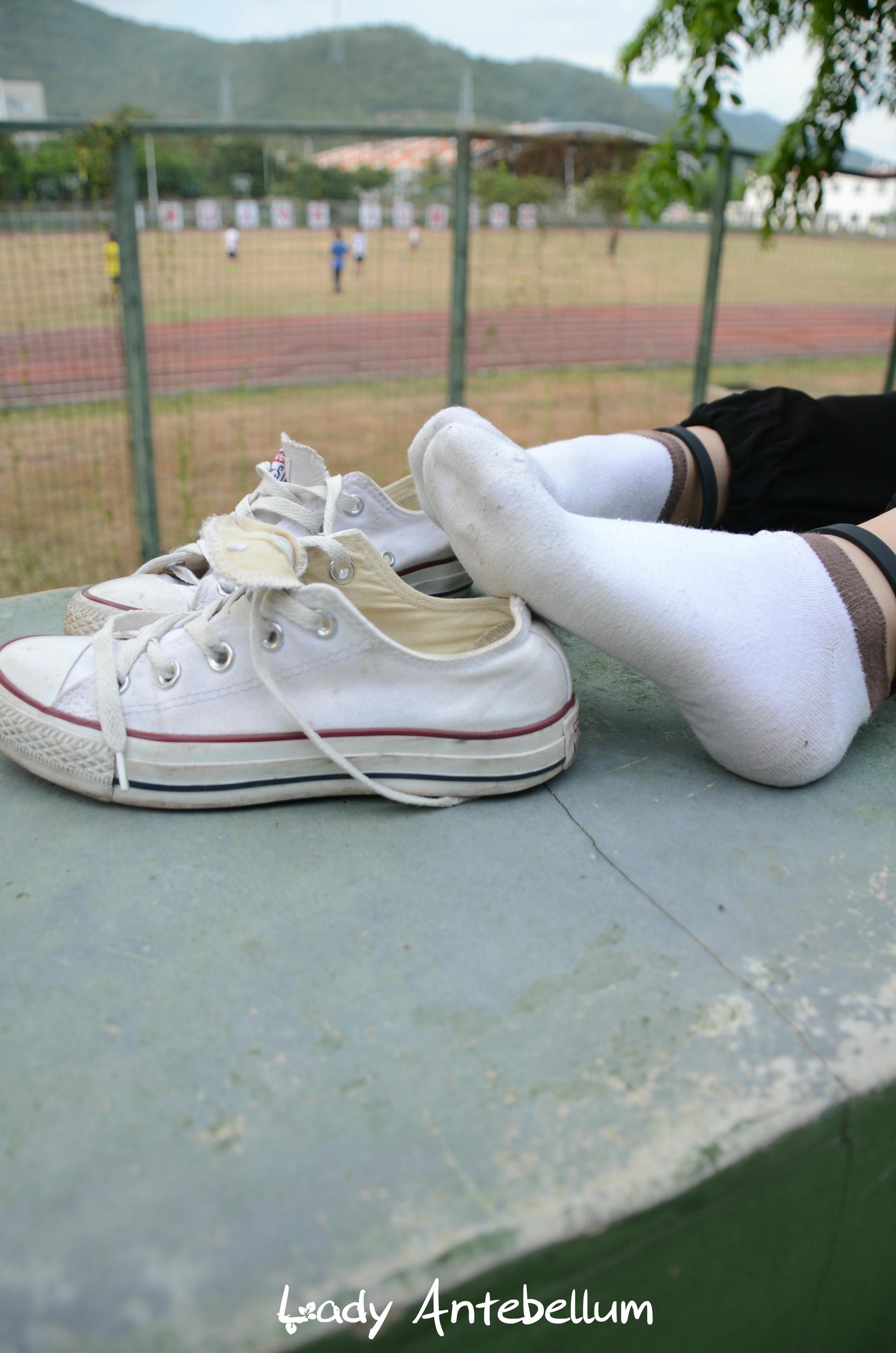 [战前女神] 恋足美腿棉袜女神级摄影套图 125 [89P+187M]_第3集