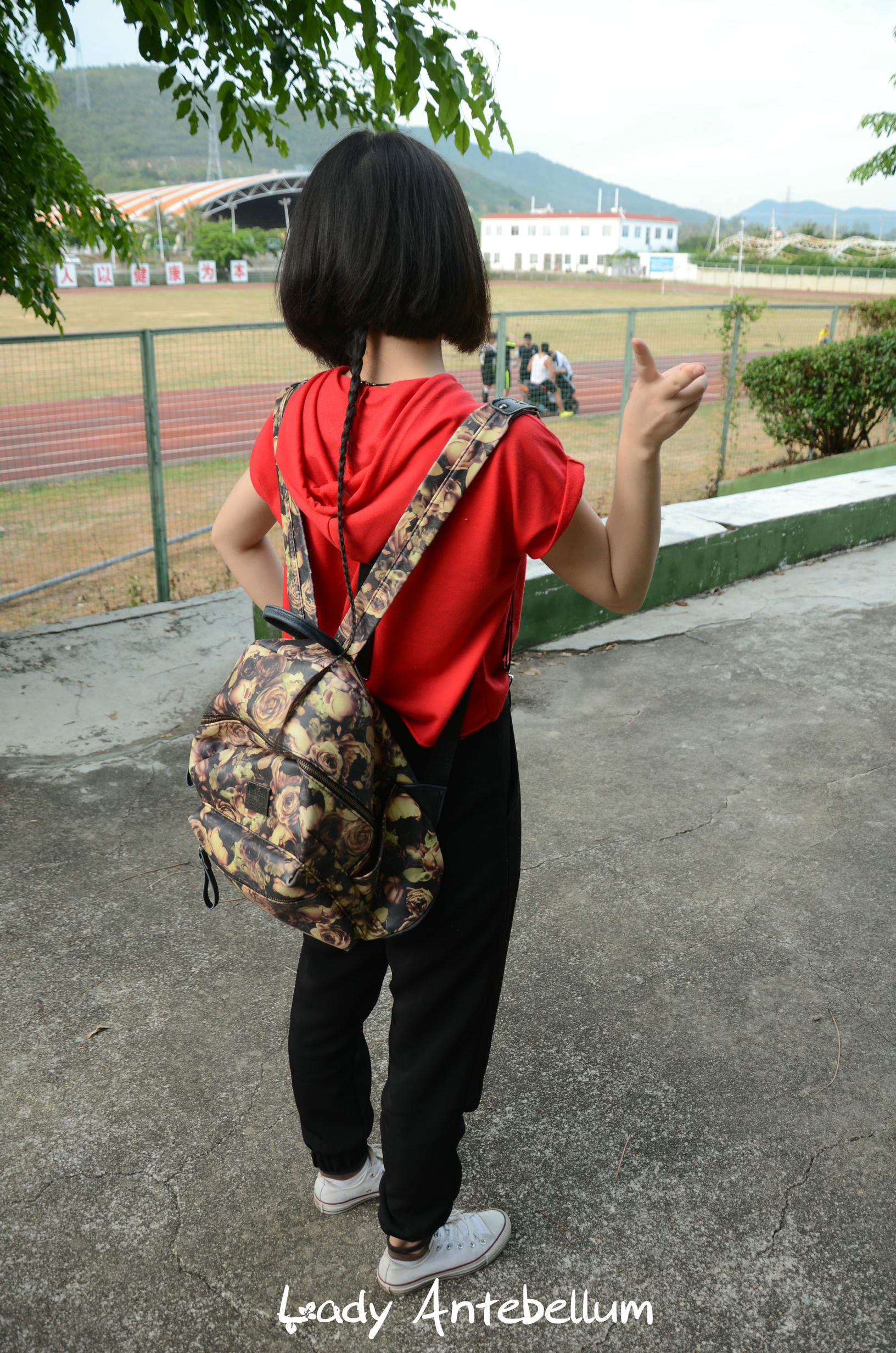 [战前女神] 恋足美腿棉袜女神级摄影套图 125 [89P+187M]_第5集