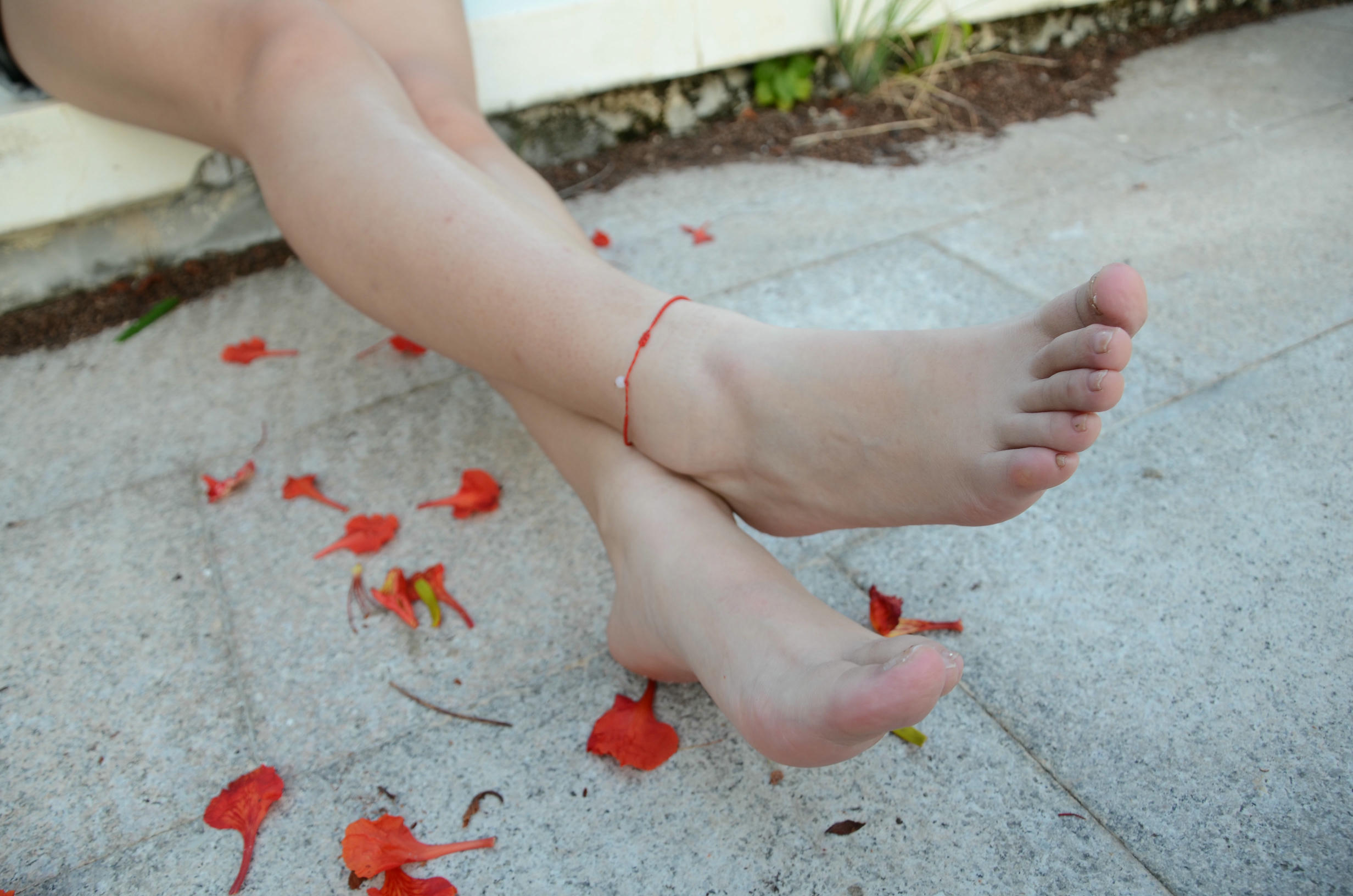 [战前女神] 恋足美腿棉袜女神级摄影套图 126 [114P+182M]_第5集