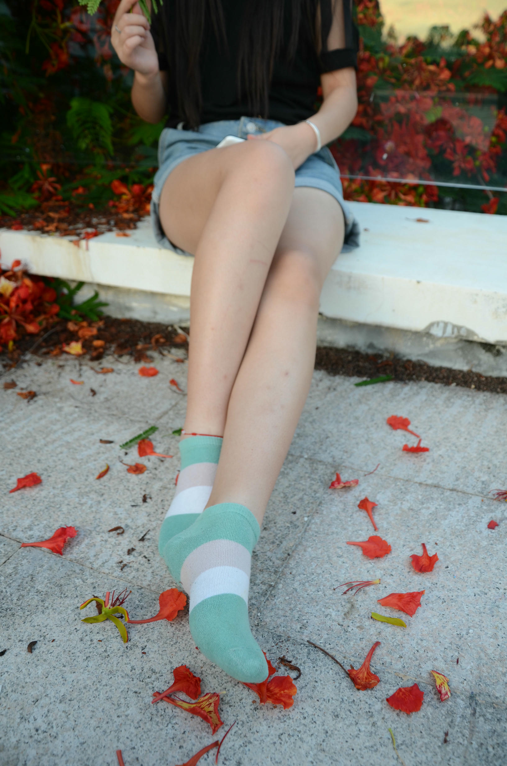 [战前女神] 恋足美腿棉袜女神级摄影套图 126 [114P+182M]_第1集