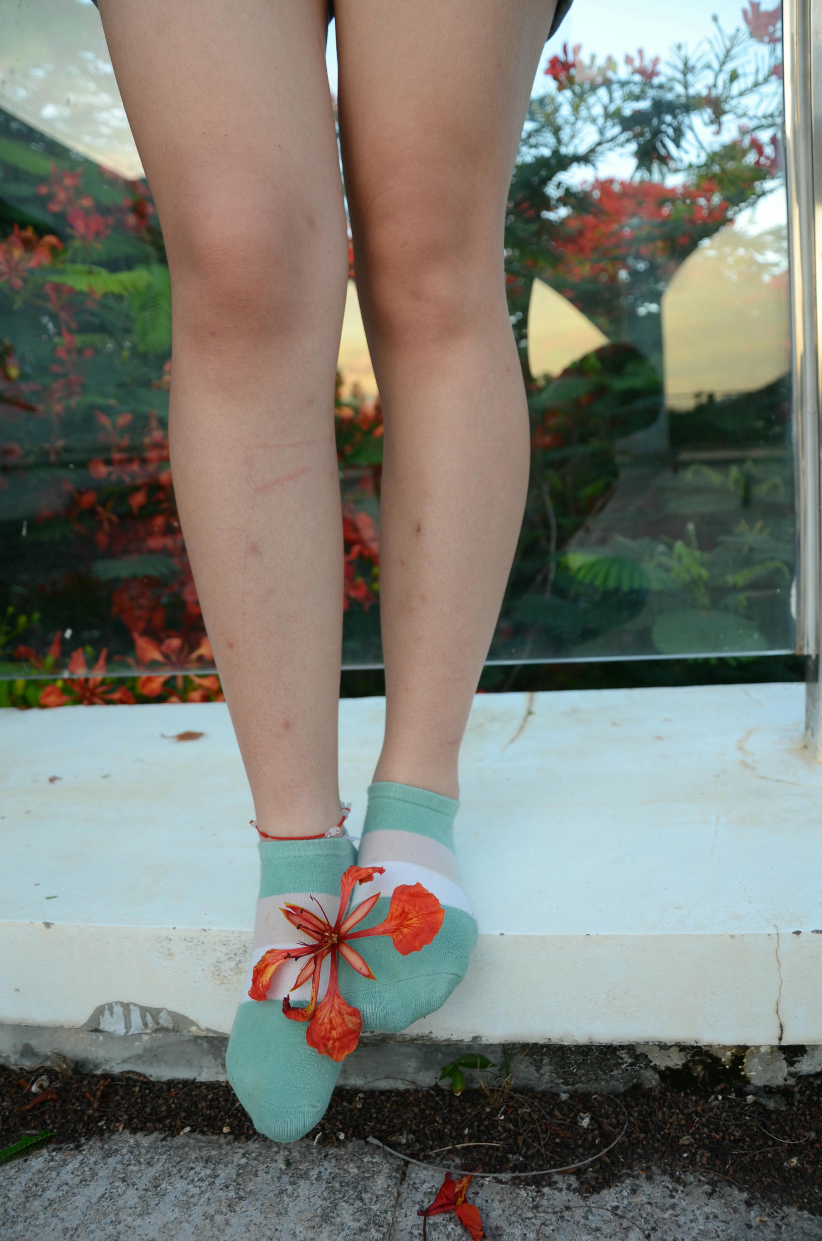 [战前女神] 恋足美腿棉袜女神级摄影套图 126 [114P+182M]_第4集