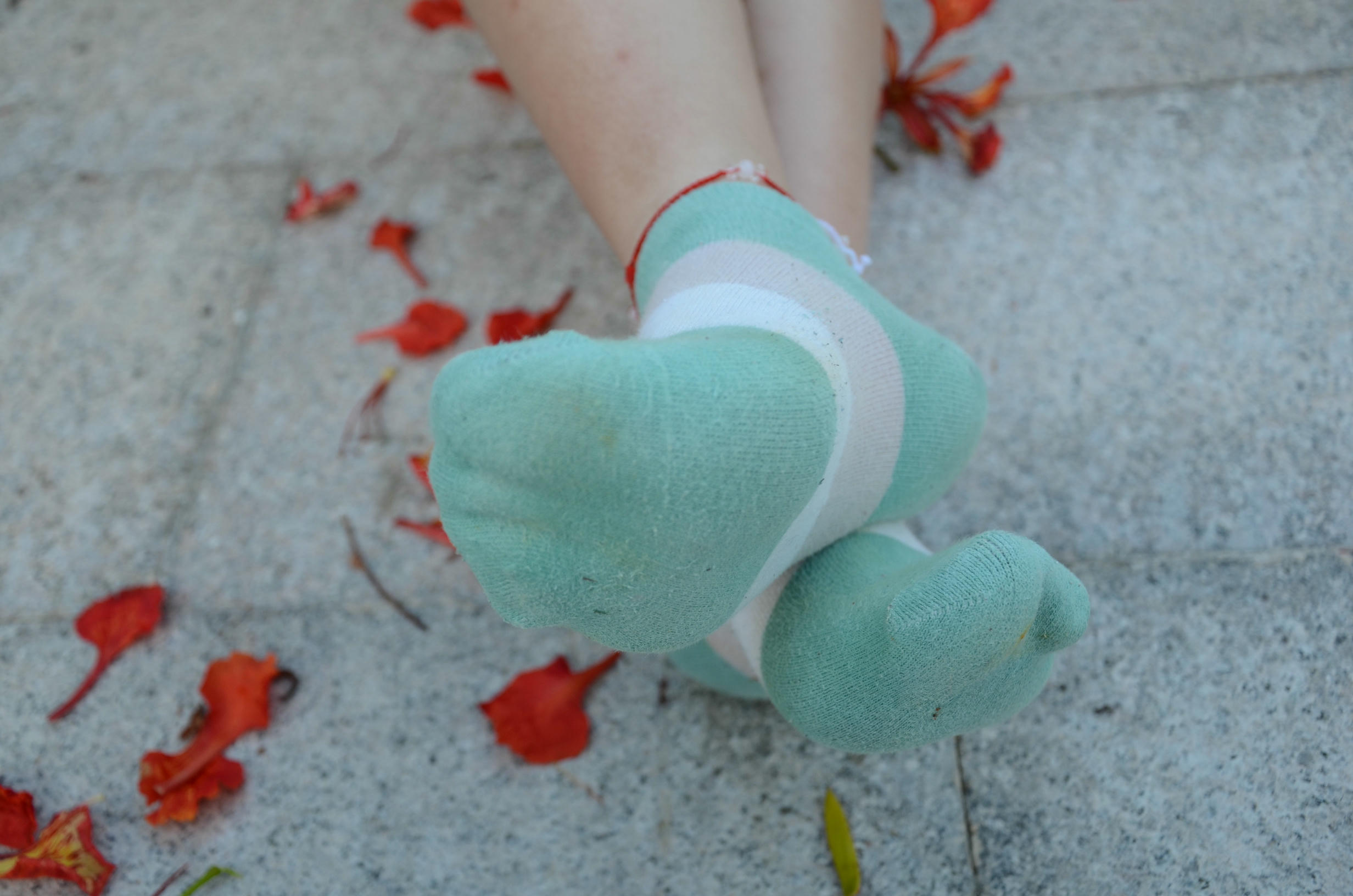 [战前女神] 恋足美腿棉袜女神级摄影套图 126 [114P+182M]_第4集