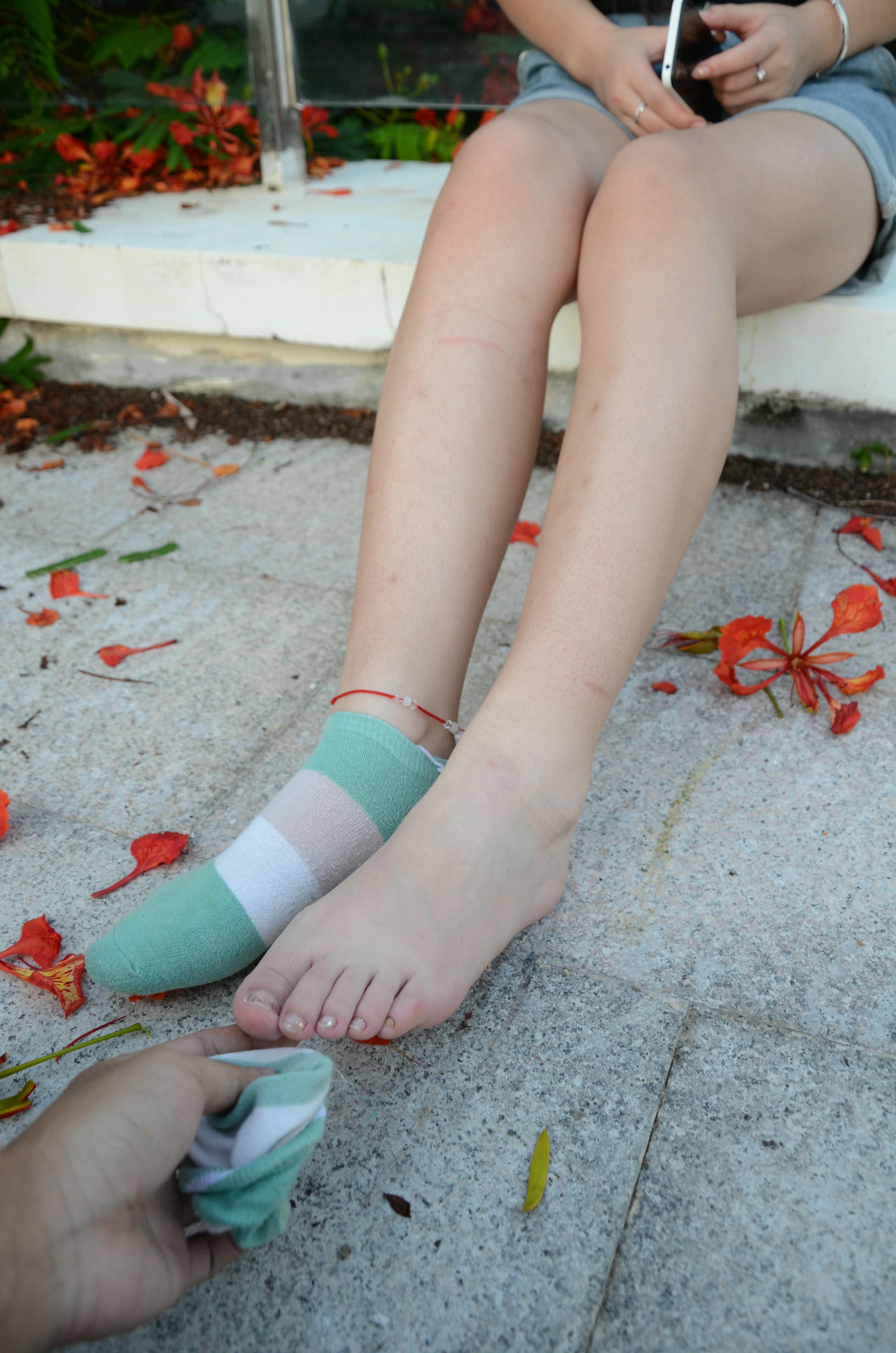 [战前女神] 恋足美腿棉袜女神级摄影套图 126 [114P+182M]_第4集