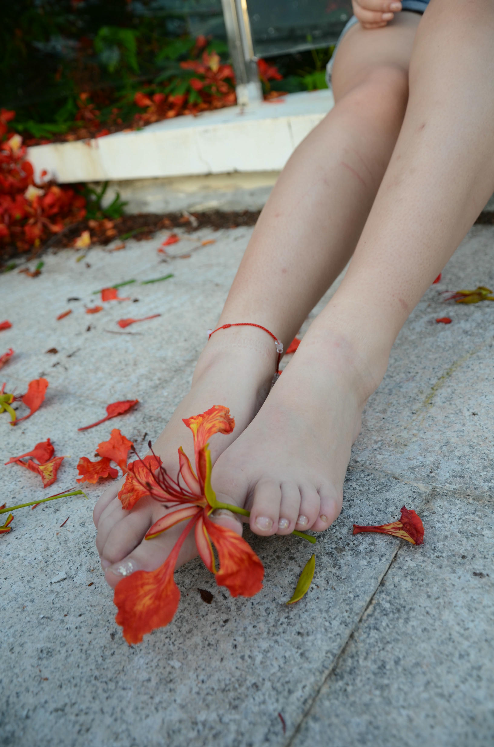 [战前女神] 恋足美腿棉袜女神级摄影套图 126 [114P+182M]_第5集