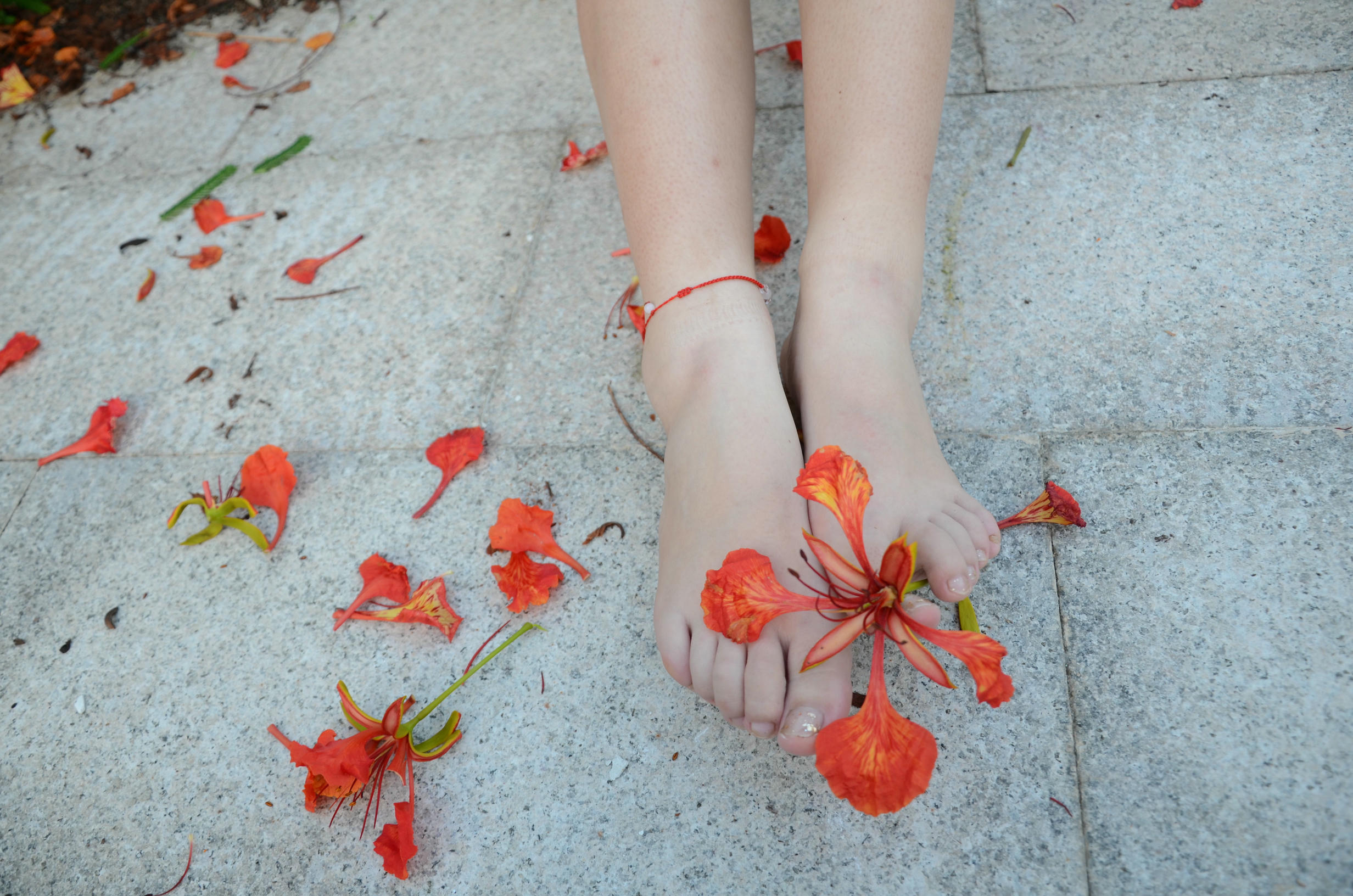 [战前女神] 恋足美腿棉袜女神级摄影套图 126 [114P+182M]_第5集