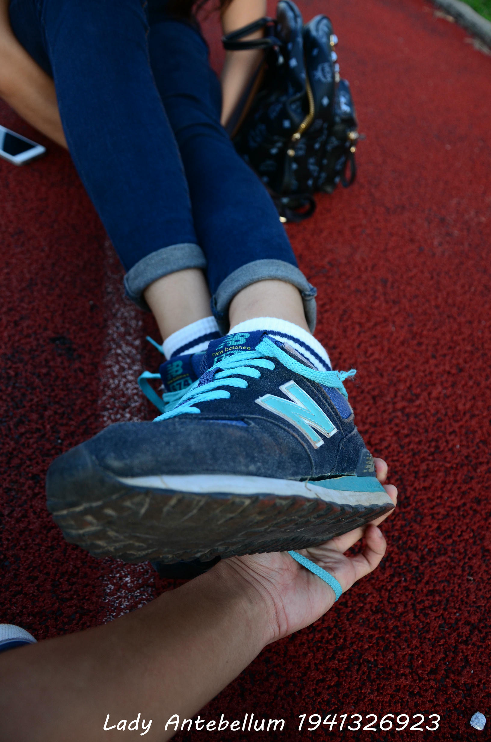 [战前女神] 恋足美腿棉袜女神级摄影套图 127 [99P+167M]_第3集