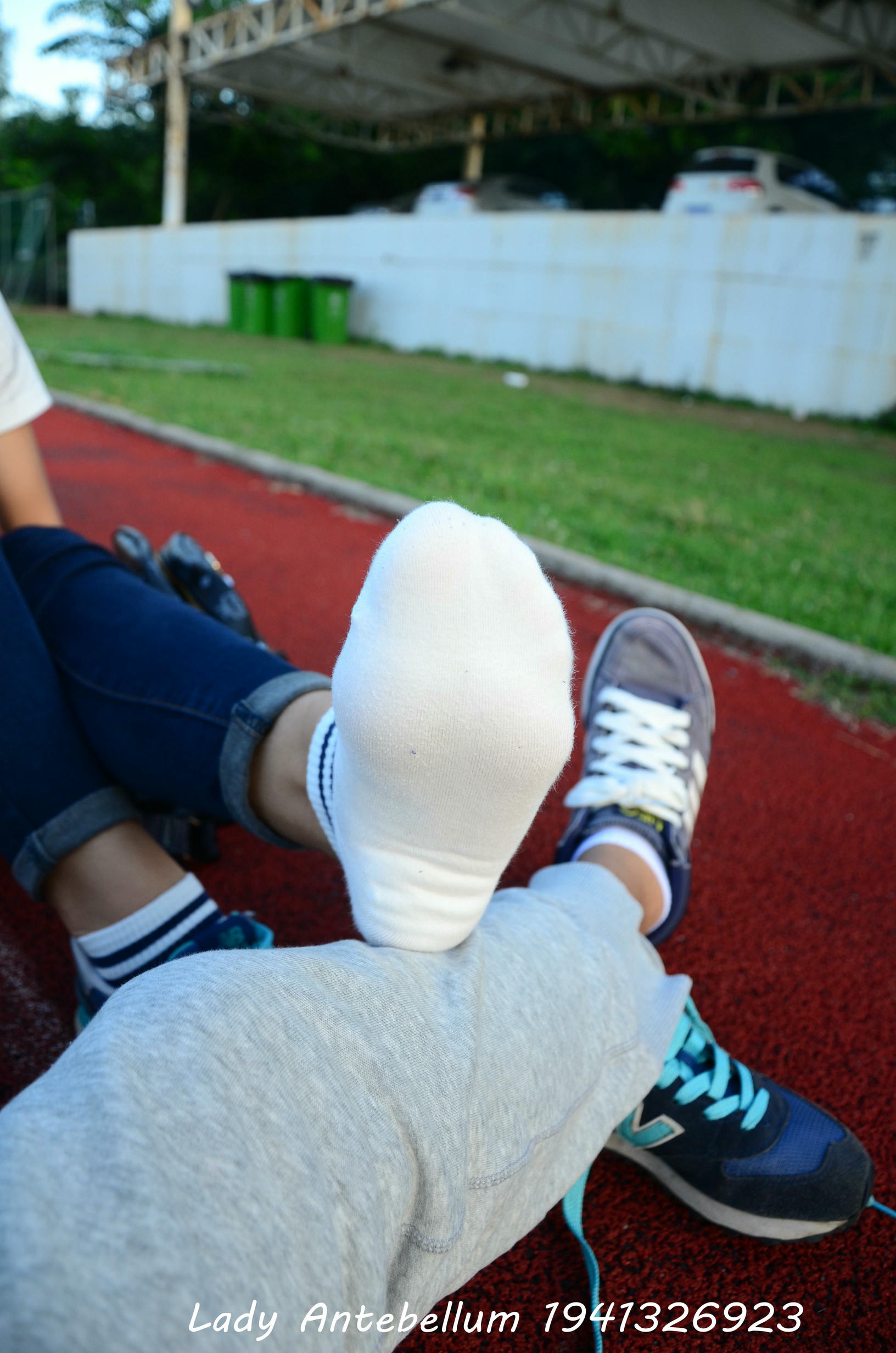 [战前女神] 恋足美腿棉袜女神级摄影套图 127 [99P+167M]_第4集