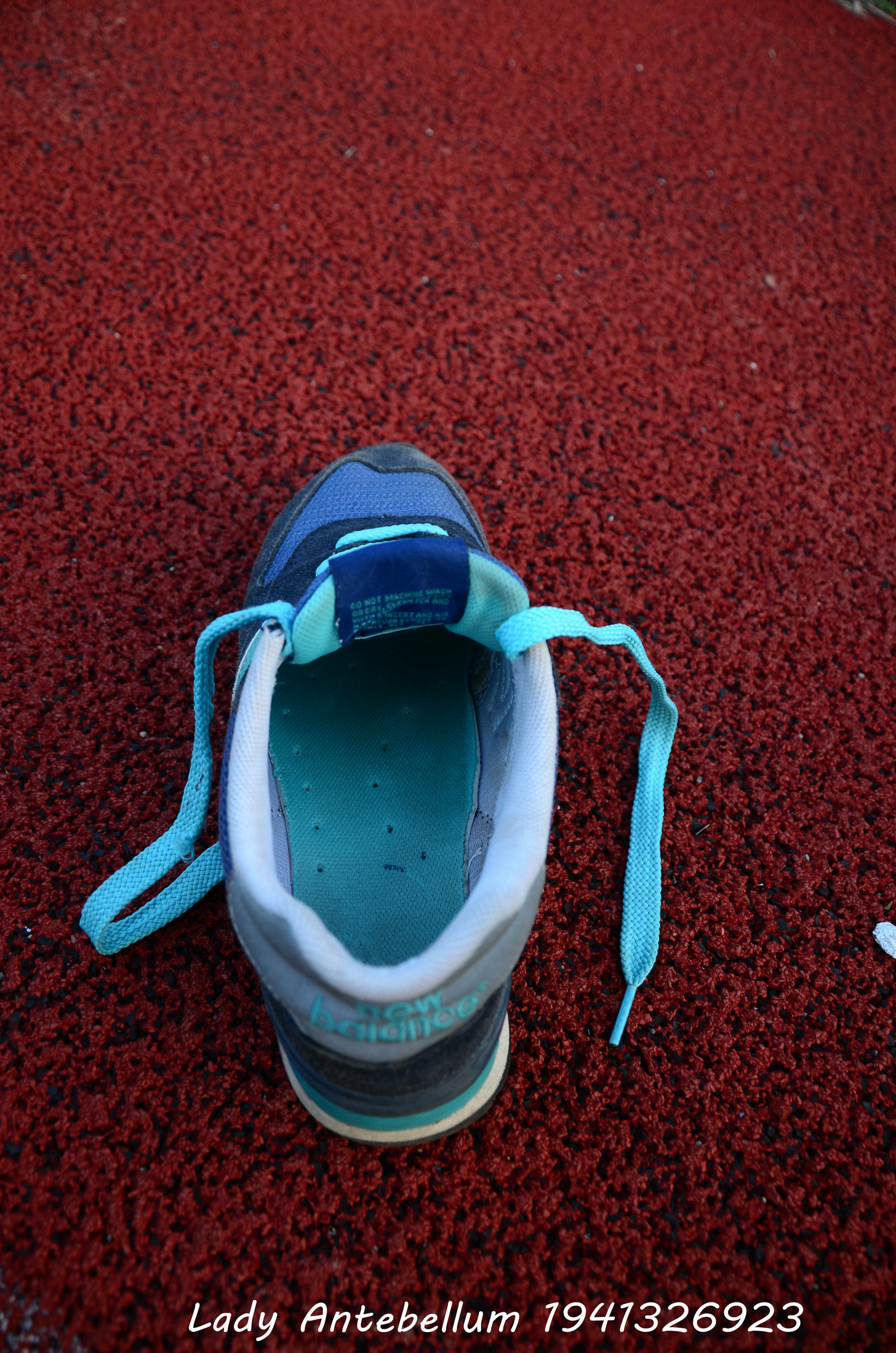 [战前女神] 恋足美腿棉袜女神级摄影套图 127 [99P+167M]_第4集