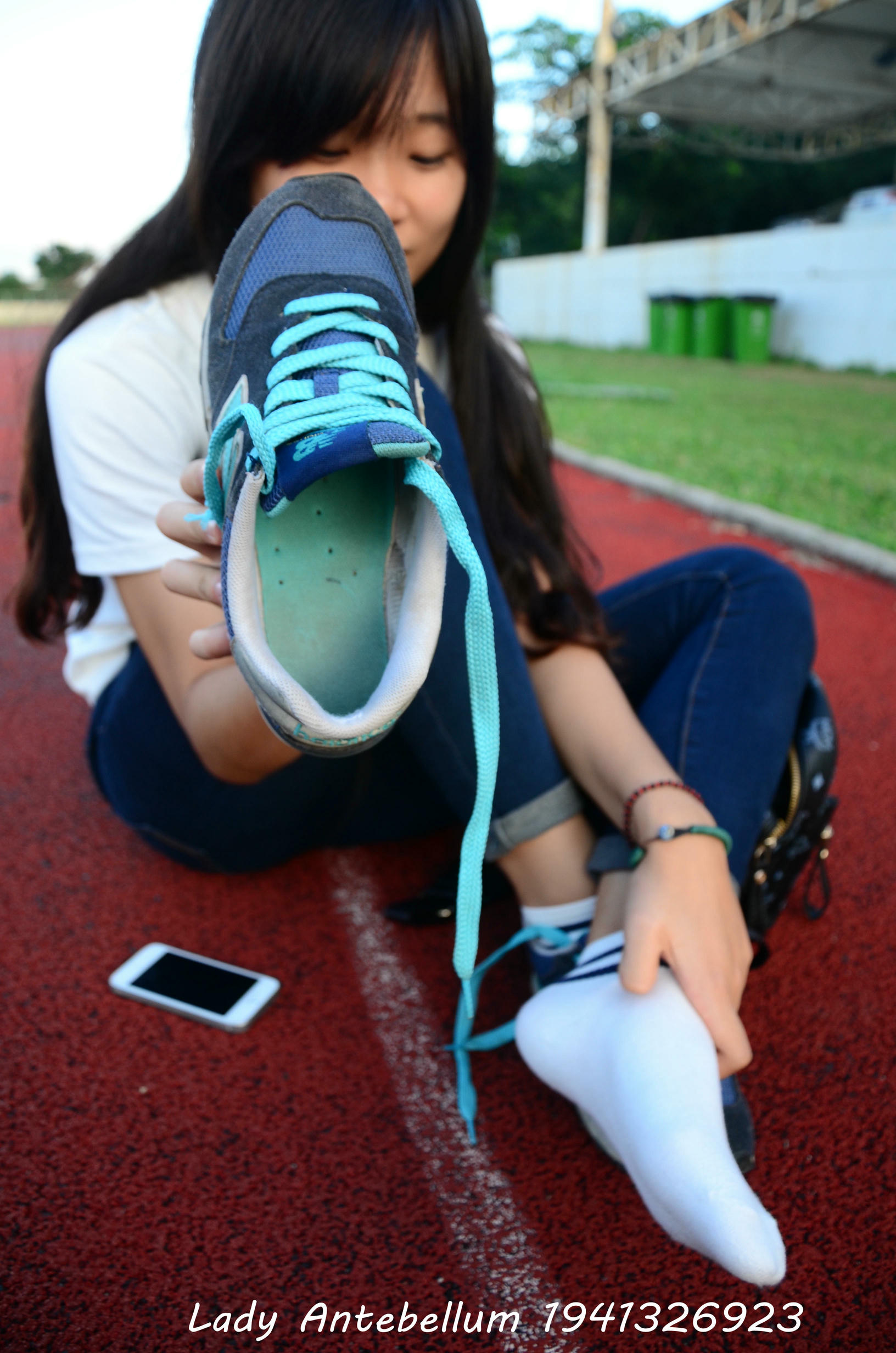 [战前女神] 恋足美腿棉袜女神级摄影套图 127 [99P+167M]_第4集