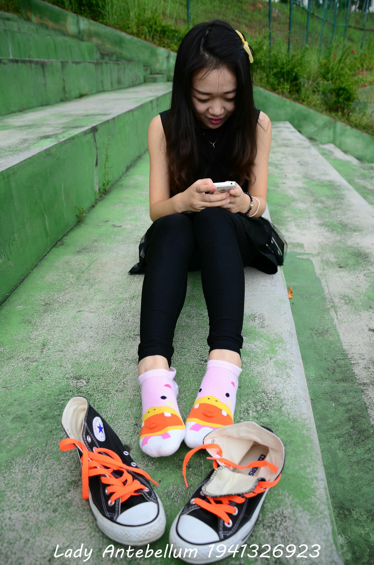 [战前女神] 恋足美腿棉袜女神级摄影套图 128 [112P+119M]_第3集