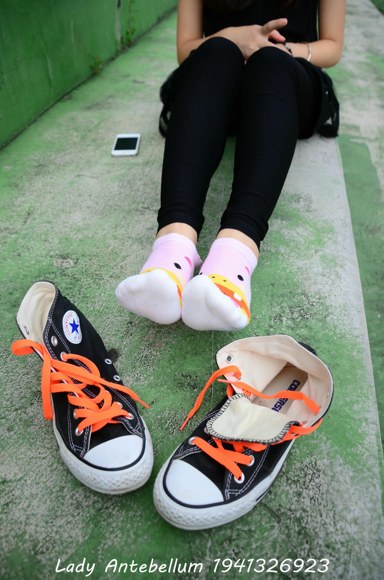 [战前女神] 恋足美腿棉袜女神级摄影套图 128 [112P+119M]_第3集