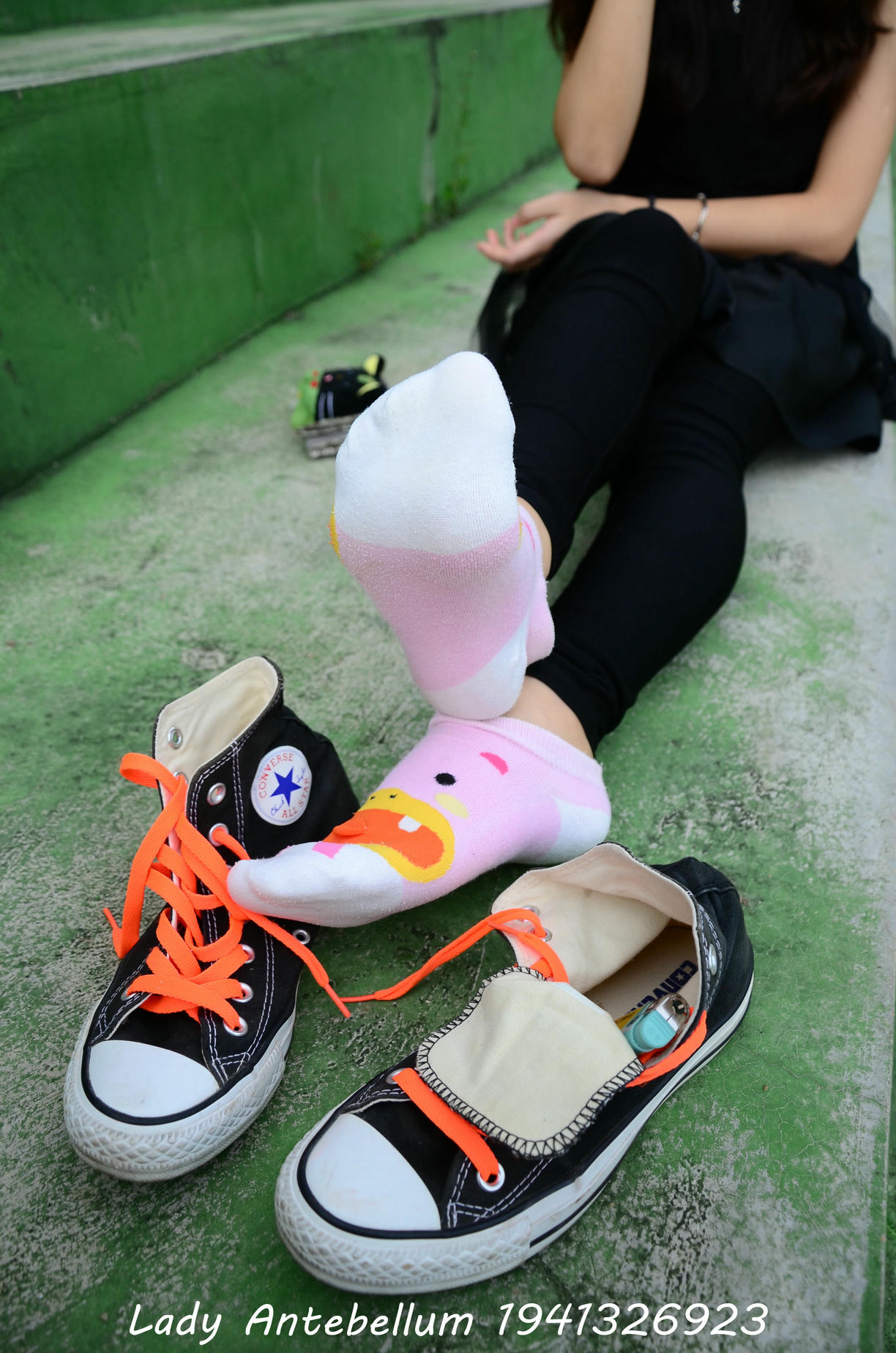 [战前女神] 恋足美腿棉袜女神级摄影套图 128 [112P+119M]_第4集