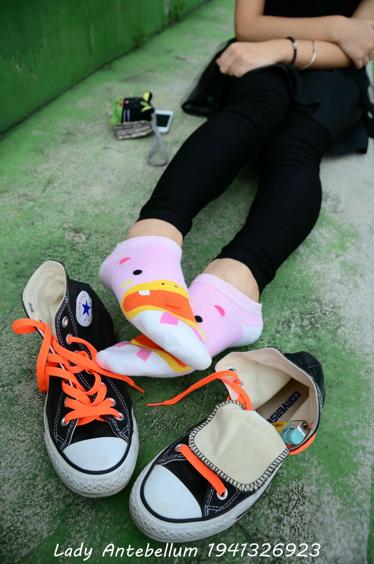 [战前女神] 恋足美腿棉袜女神级摄影套图 128 [112P+119M]_第4集