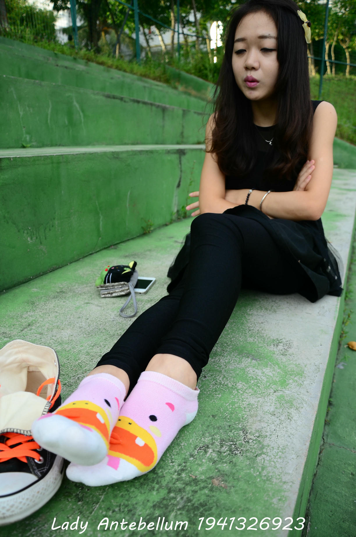 [战前女神] 恋足美腿棉袜女神级摄影套图 128 [112P+119M]_第4集