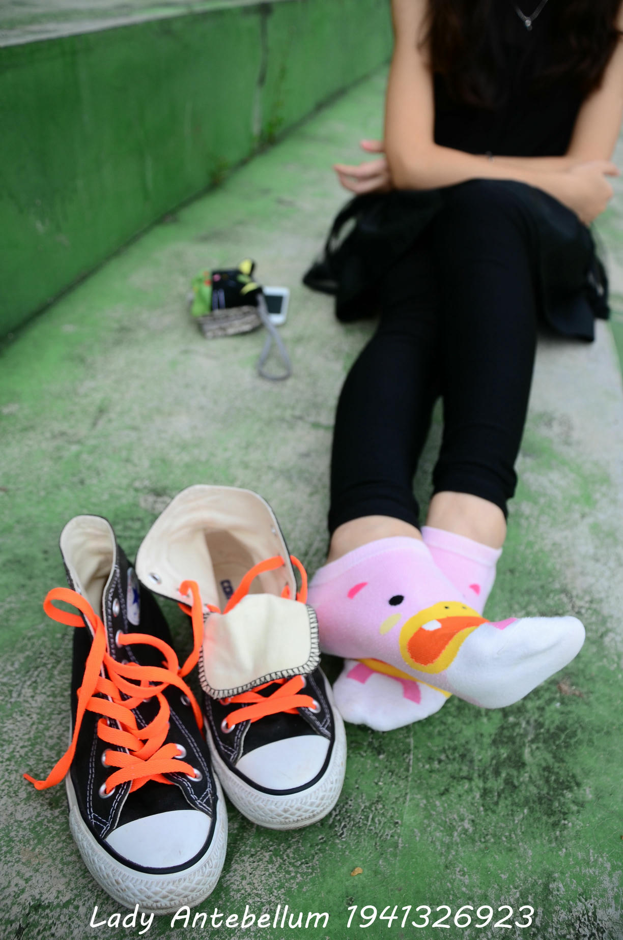 [战前女神] 恋足美腿棉袜女神级摄影套图 128 [112P+119M]_第5集