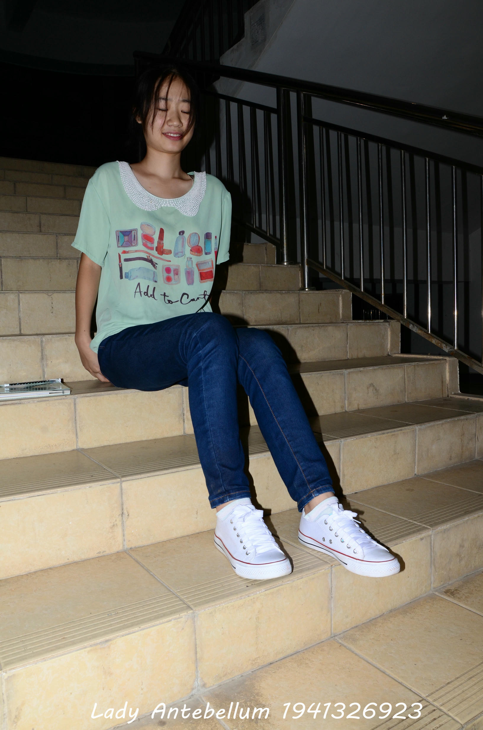 [战前女神] 恋足美腿棉袜女神级摄影套图 129 [80P+147M]_第1集