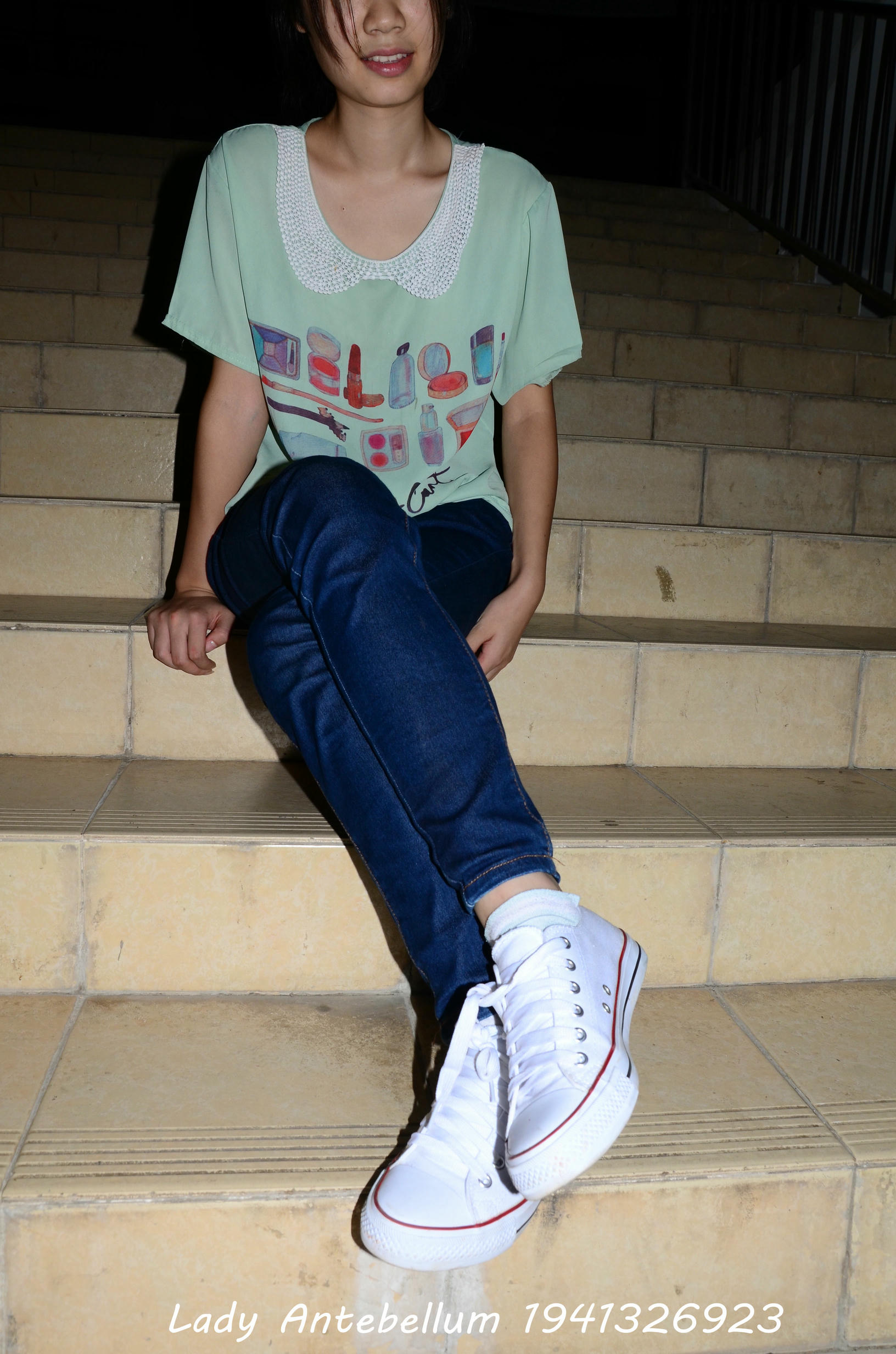 [战前女神] 恋足美腿棉袜女神级摄影套图 129 [80P+147M]_第2集