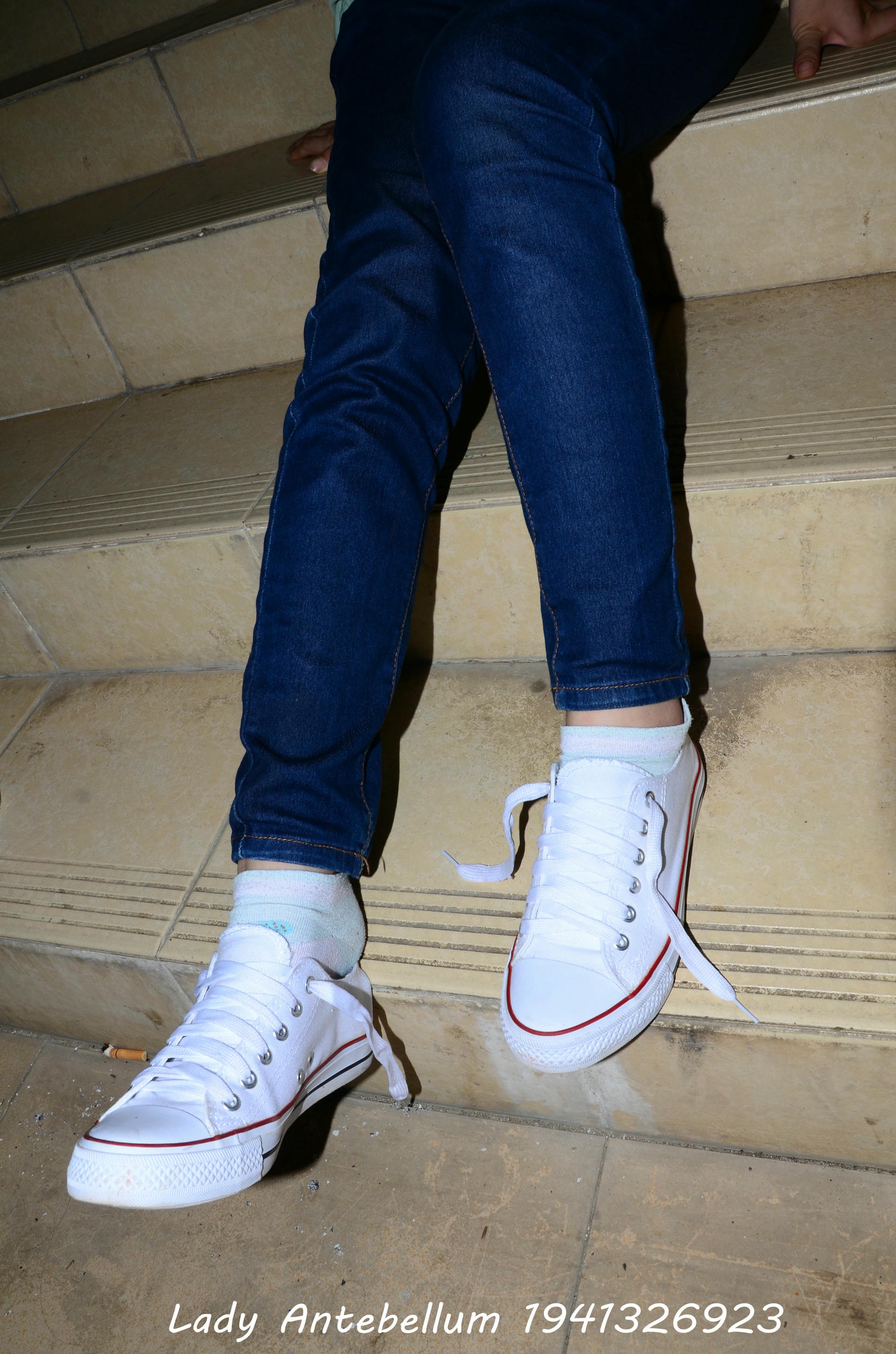 [战前女神] 恋足美腿棉袜女神级摄影套图 129 [80P+147M]_第3集