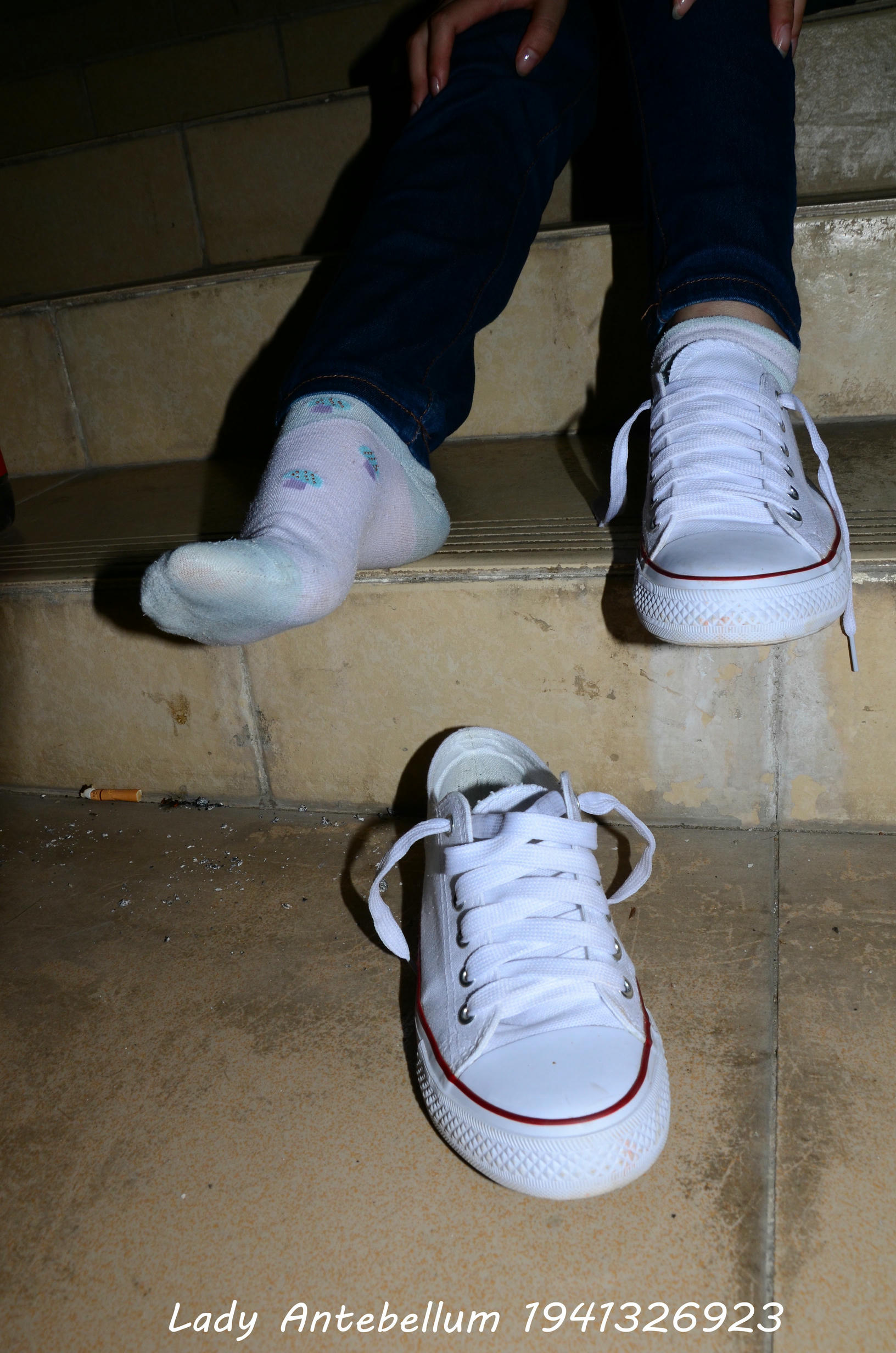 [战前女神] 恋足美腿棉袜女神级摄影套图 129 [80P+147M]_第3集