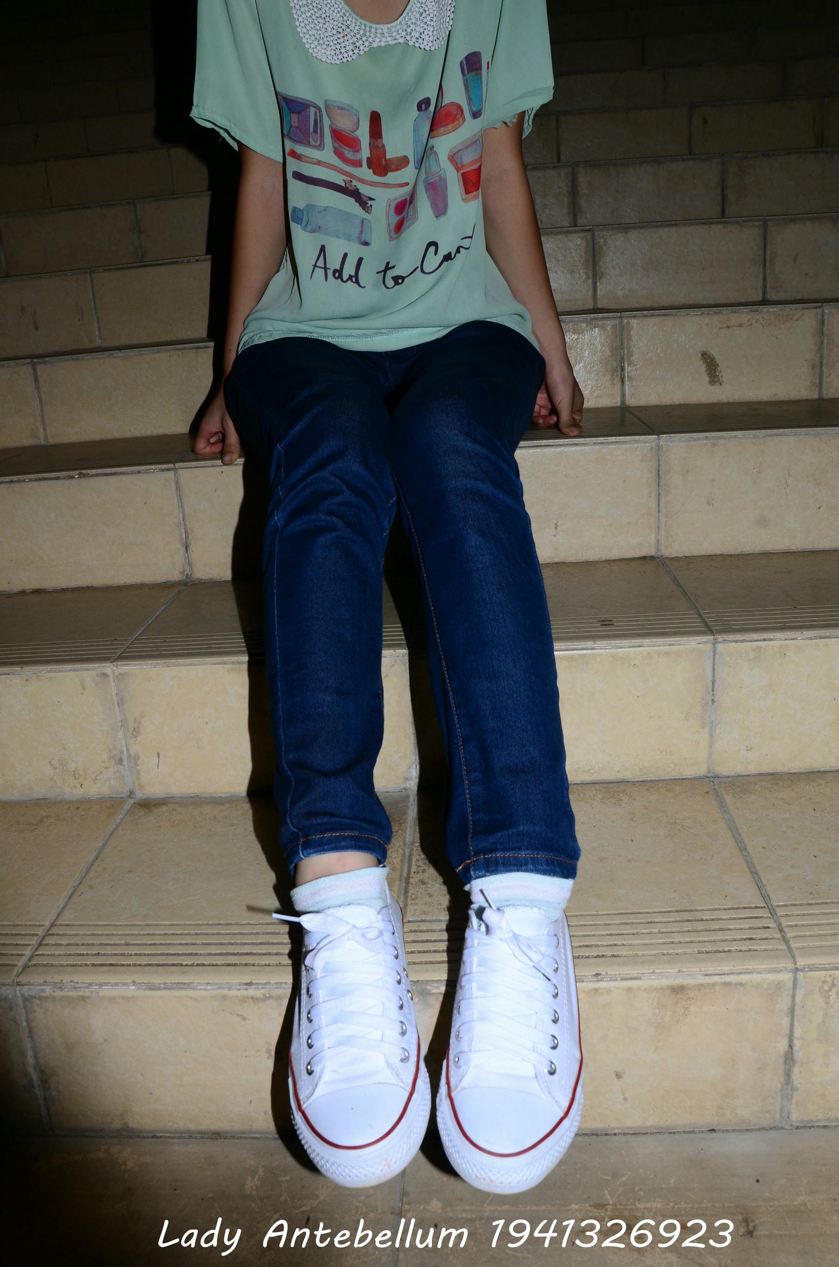 [战前女神] 恋足美腿棉袜女神级摄影套图 129 [80P+147M]_第1集