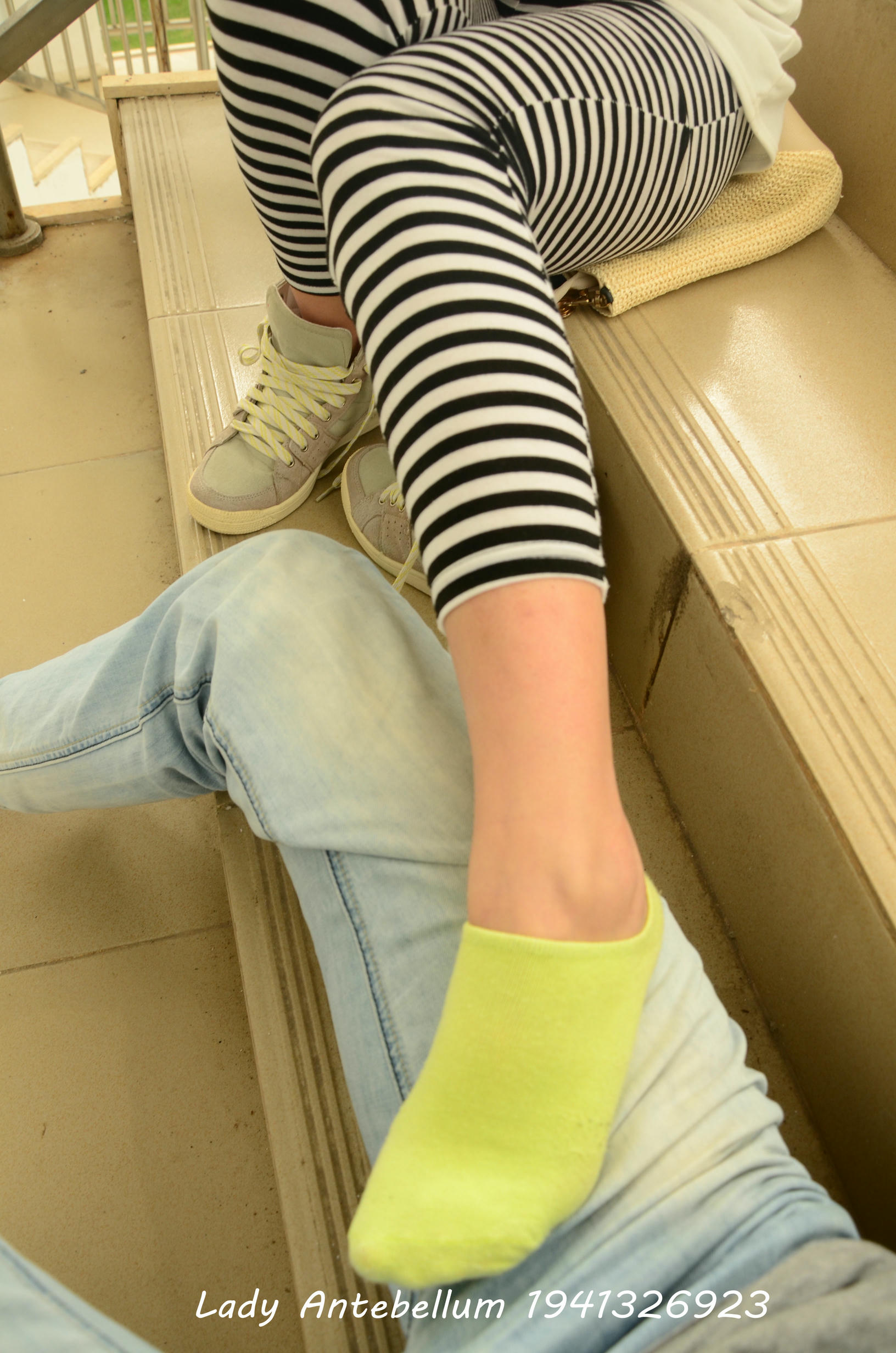 [战前女神] 恋足美腿棉袜女神级摄影套图 013 [134P-198MB]_第6集