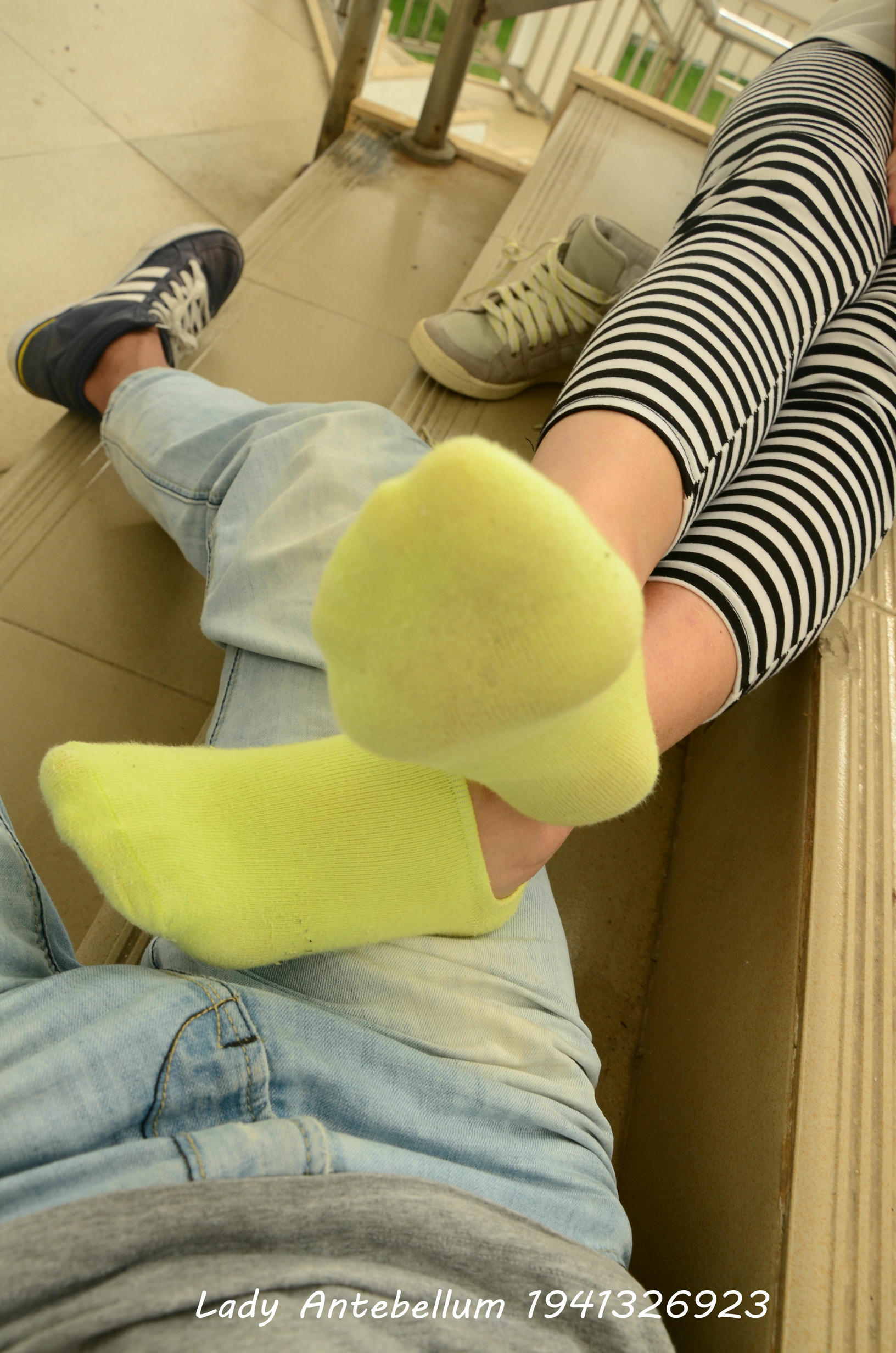 [战前女神] 恋足美腿棉袜女神级摄影套图 013 [134P-198MB]_第6集